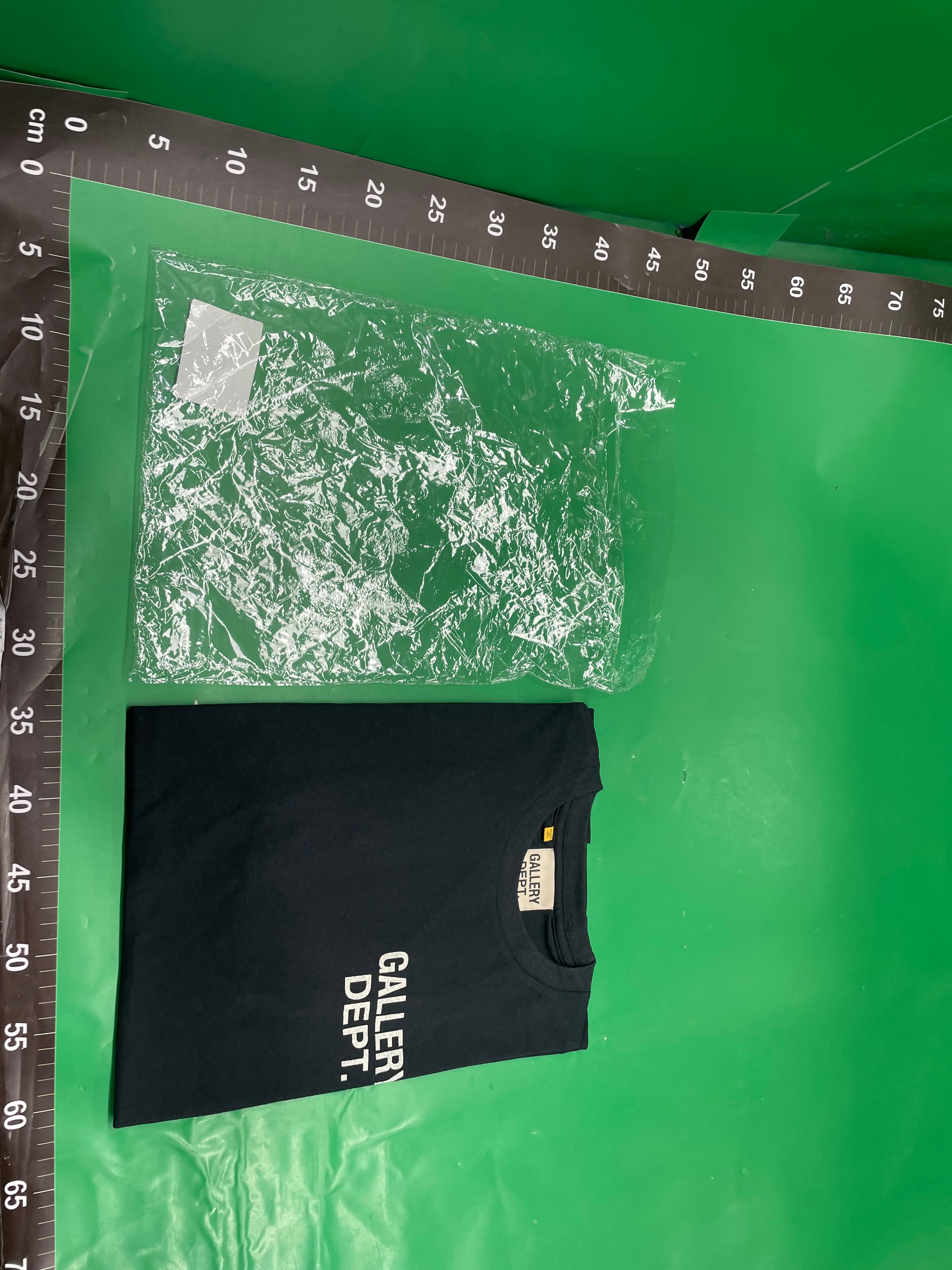 G.D T-Shirt — miniatura QC 4