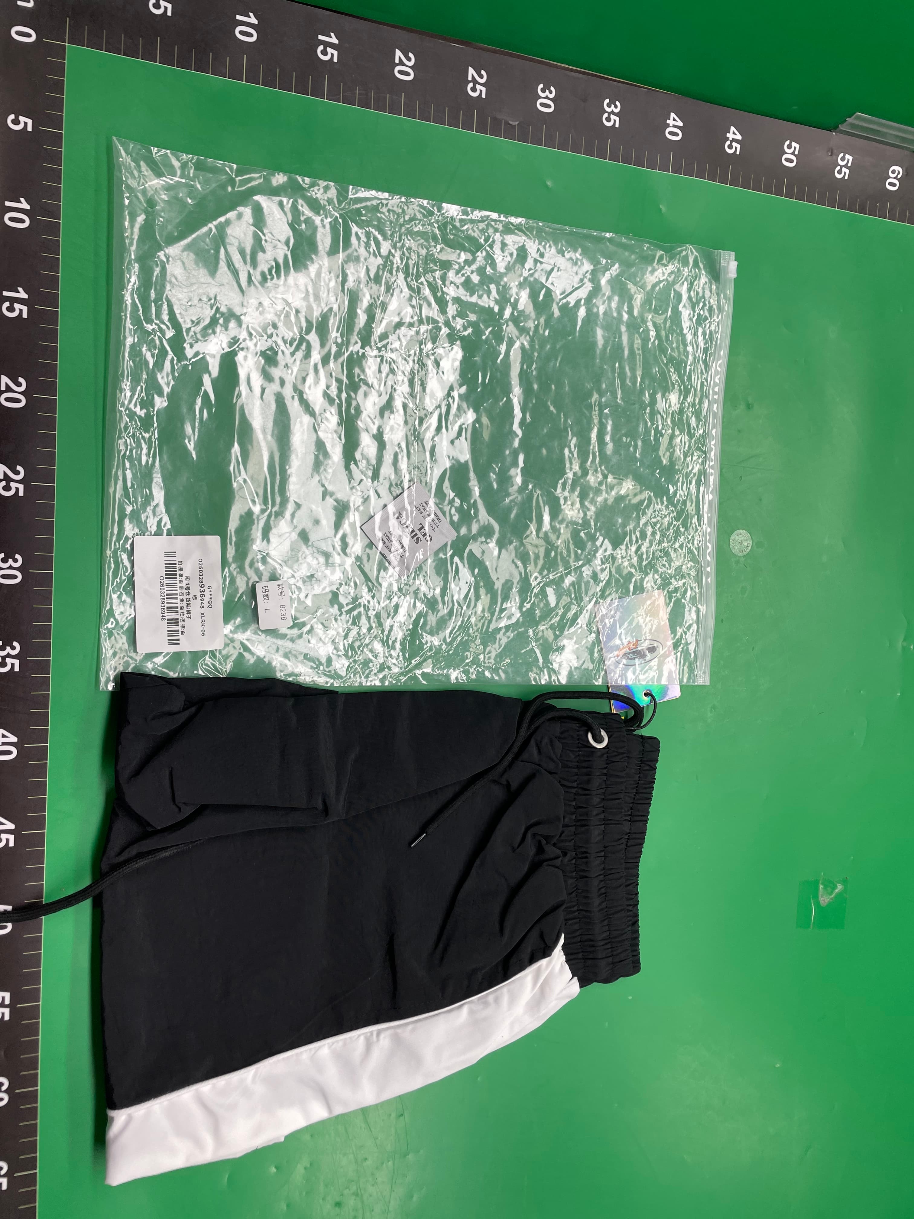 corteiz shorts美潮高街夏季运动休闲撞色徽章刺绣梭织速干短裤男 — miniatura QC 4