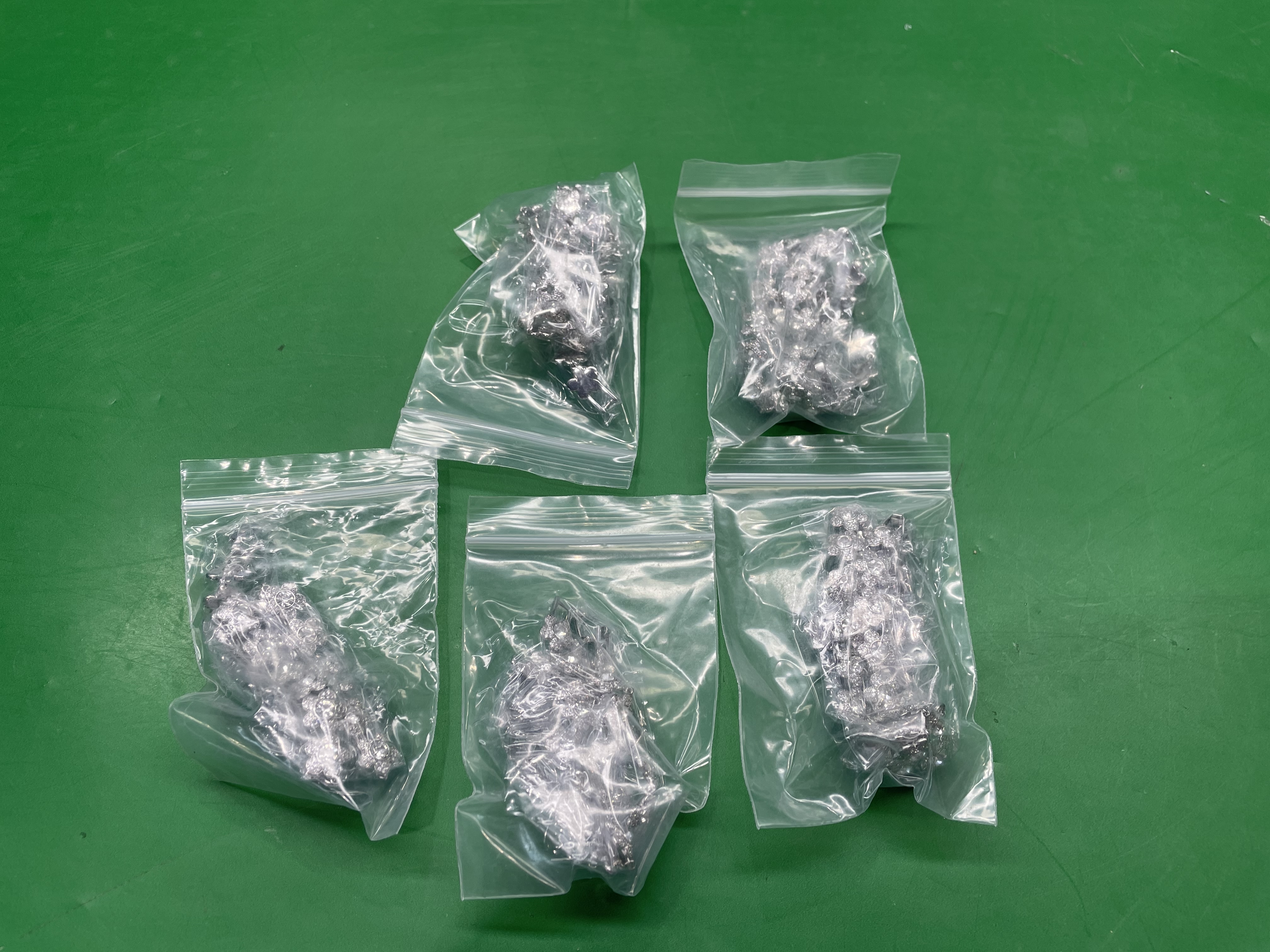 新款施家对版Capsule项链精致高级感锁骨链欧美跨境爆款套装手链 — miniatura QC 2