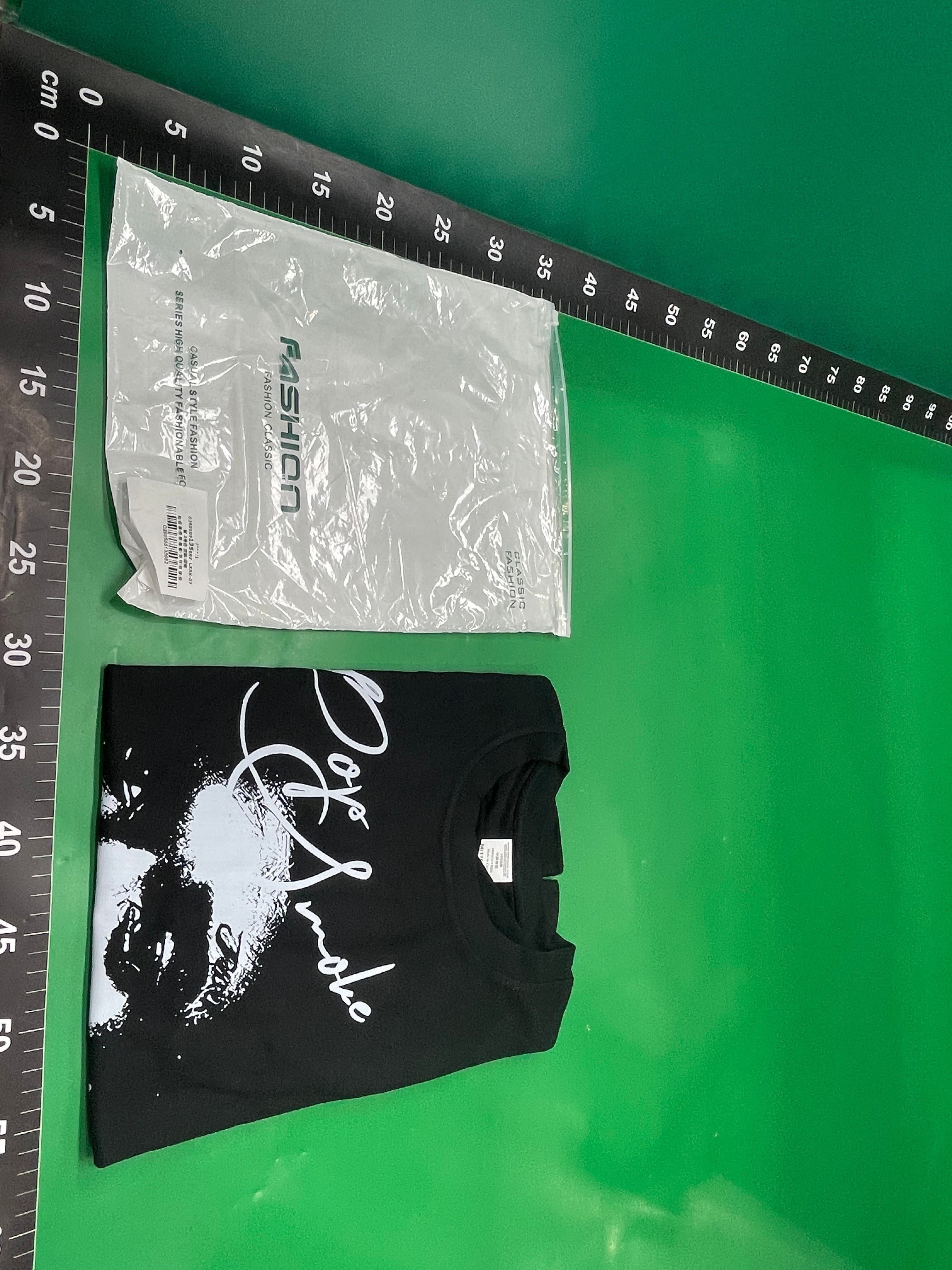 外单VLONE FOG潮牌大V字母Logo樱花短袖素描刺绣唇印涂鸦印花T恤 — miniatura QC 3