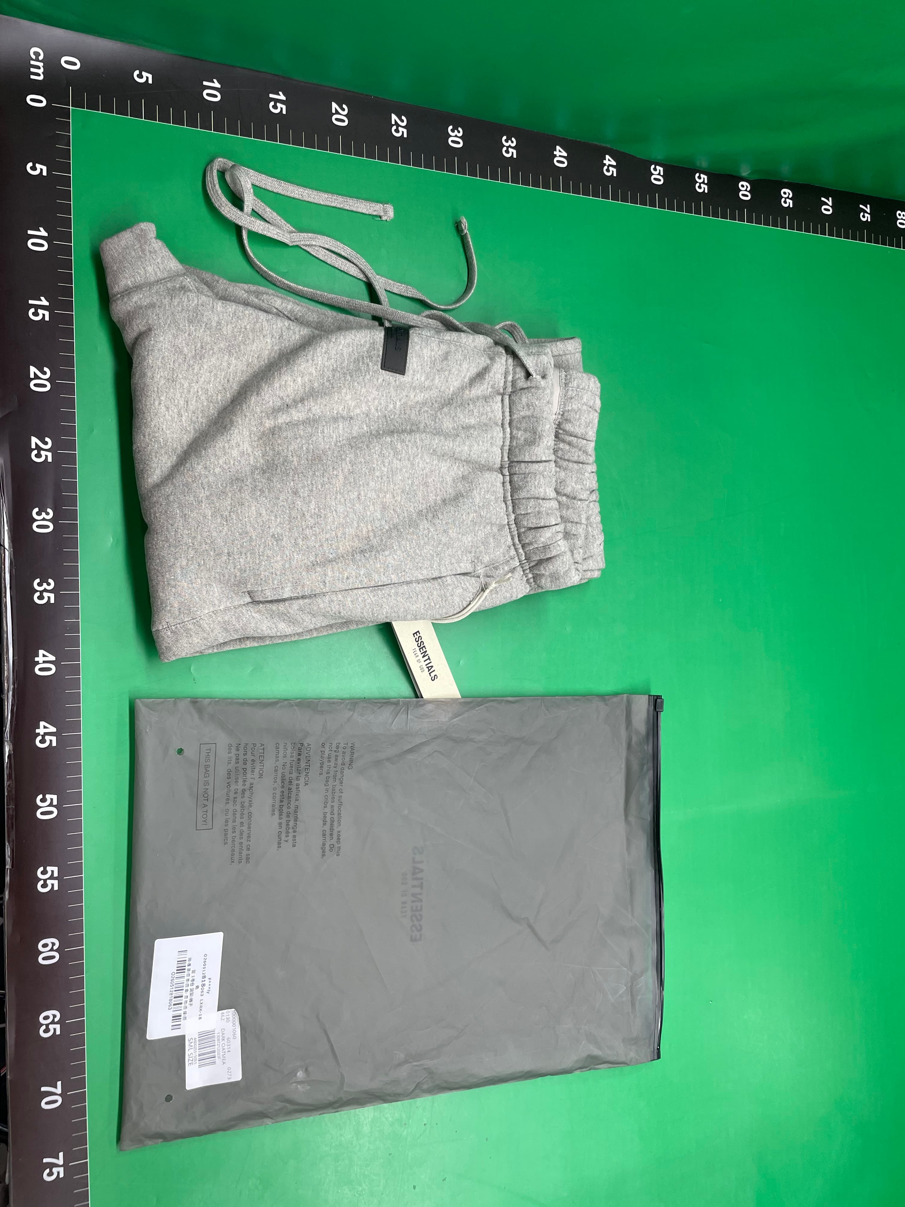 SS22-Essentials小标植绒印花Sweatpants 束脚长裤舒适宽松 — miniatura QC 6