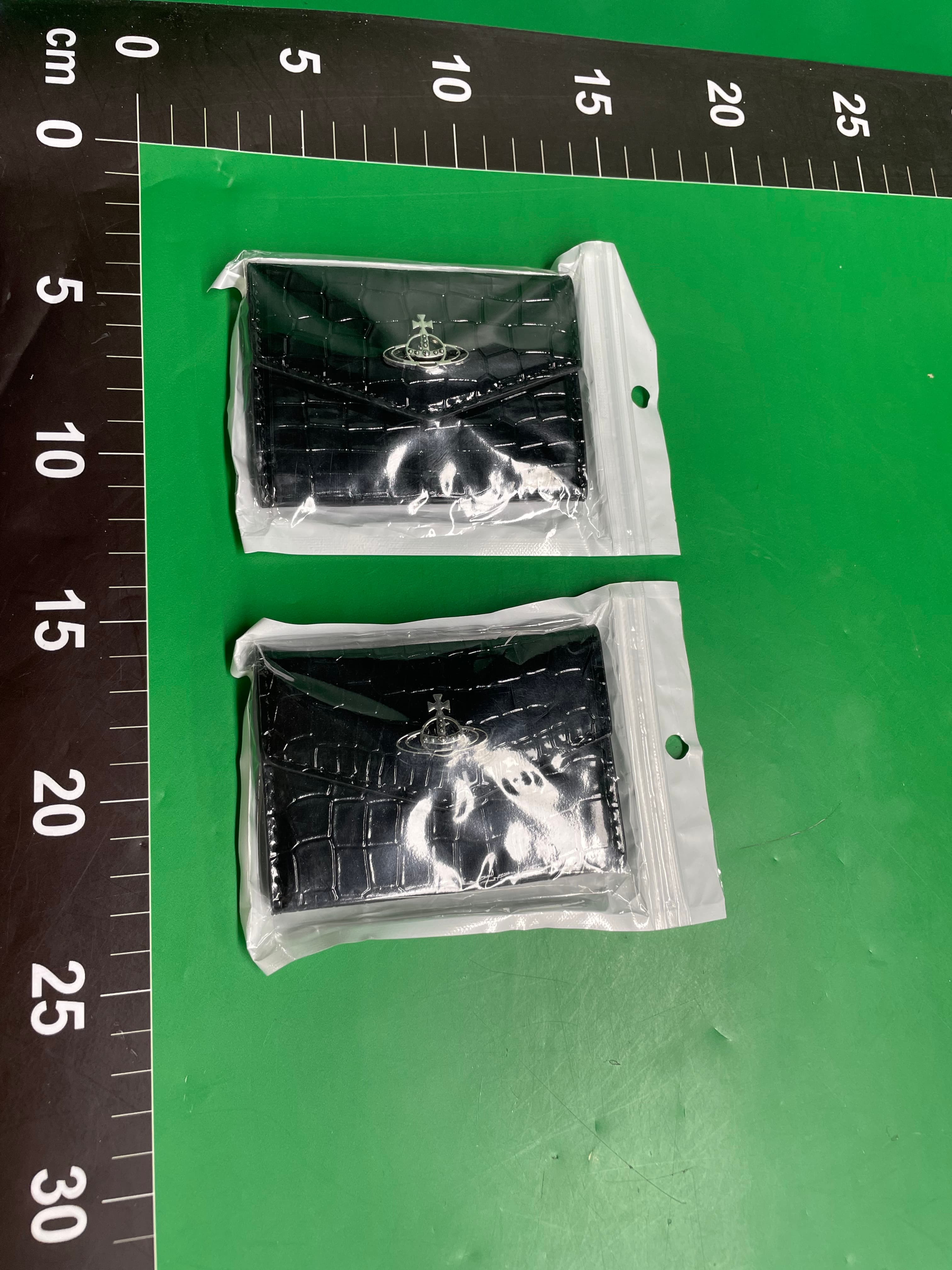 适用鳄鱼纹插卡双面通用皮套实用型功能性卡包奢华皮质零钱包高档 — miniatura QC 3