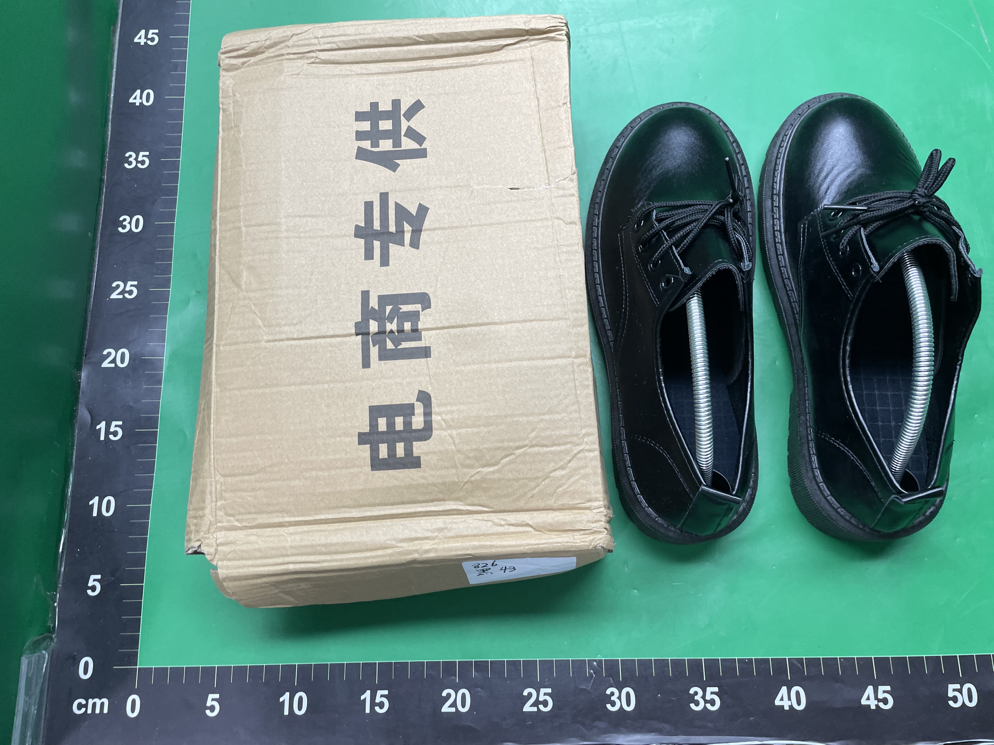 跨境皮鞋商务皮鞋男款春季2026新款青少年英伦风男士休闲厚底潮鞋 — miniatura QC 3