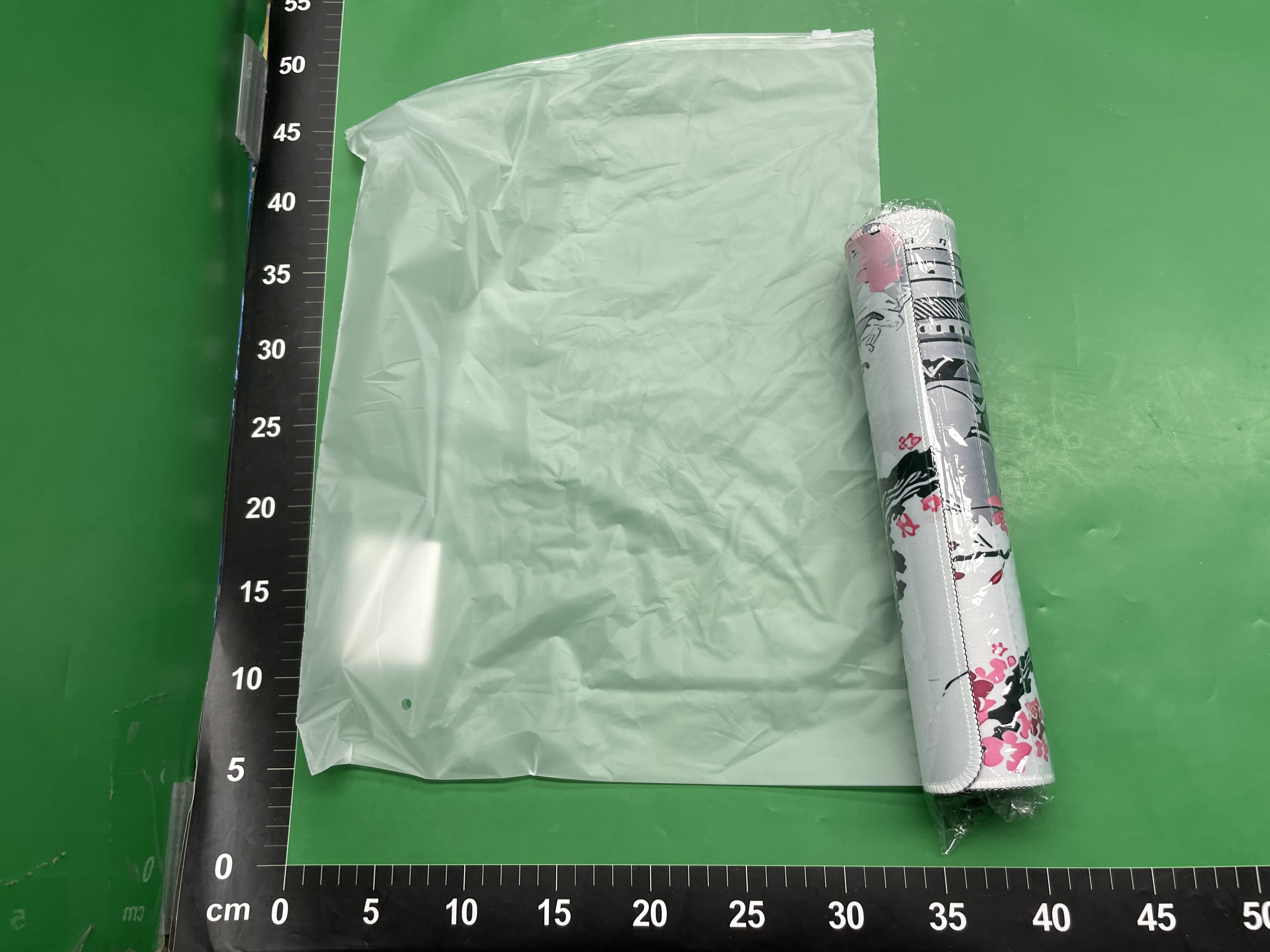 爆款热图跨境鼠标垫海浪线条热销超大耐脏加厚锁边键盘办公桌垫 — miniatura QC 2