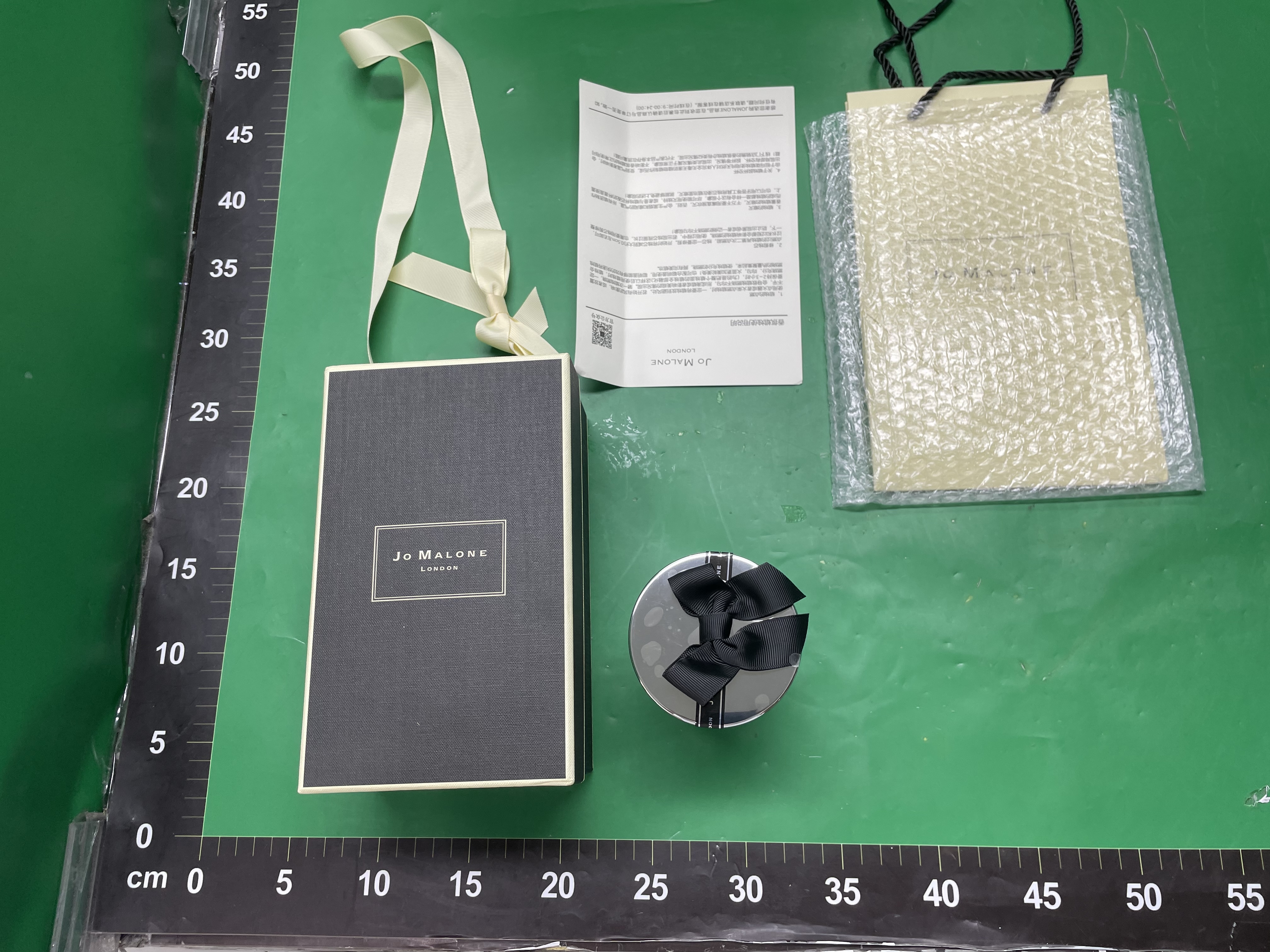 现货对版同款香薰蜡烛蓝风铃烛台家用室内持久香氛小众生日伴手礼 — miniatura QC 3