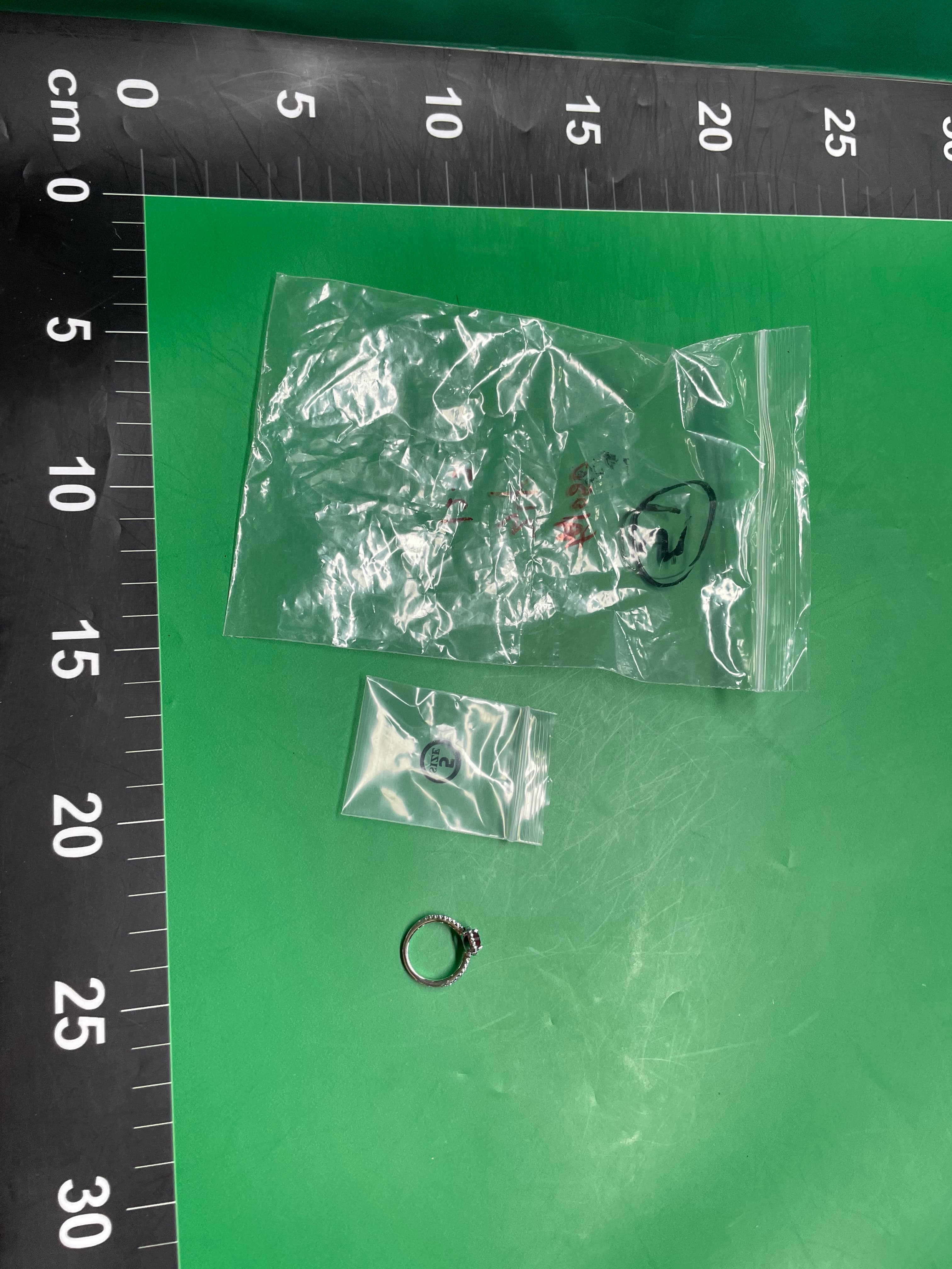 潘家新款白铜崇高的心典雅之心欢腾单石爱心戒指简约标志爱心轻奢 — miniatura QC 3