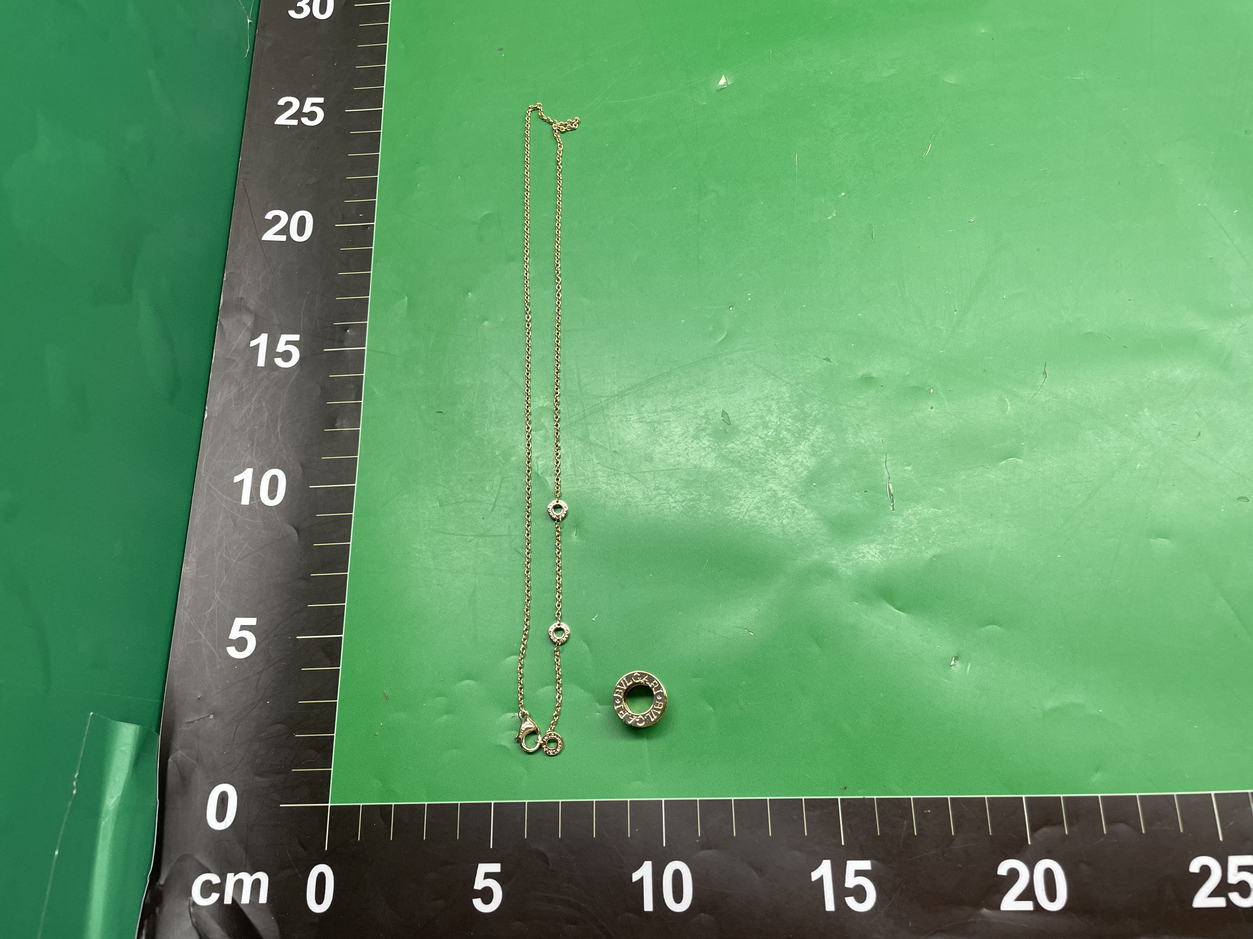 宝家高版轻奢小红人陶瓷项链女弹簧带钻锁骨链情侣款时尚吊坠代发 — foto QC 1