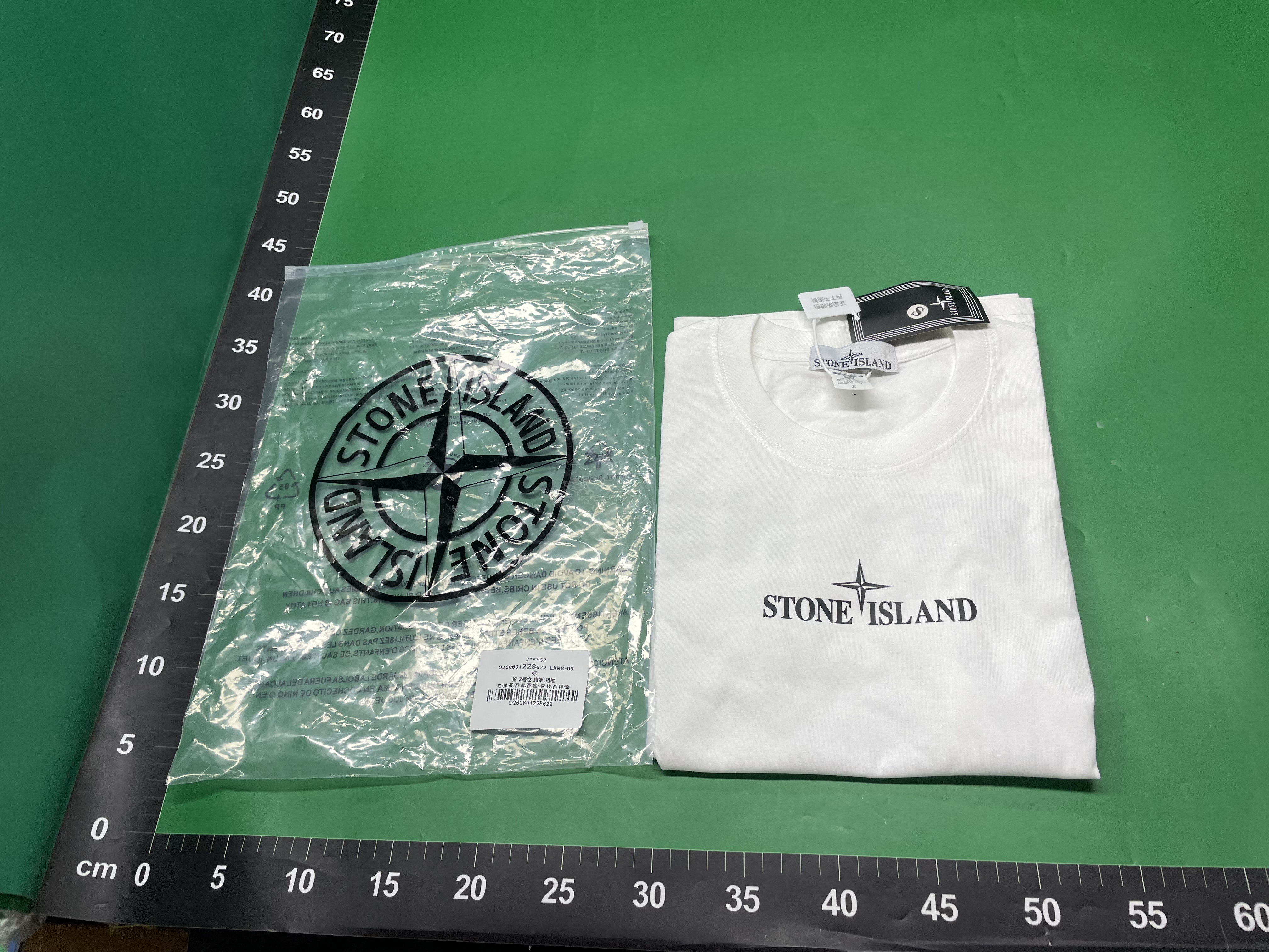 跨境Ston Island石头外贸单岛 经典微袖勋章纯色短袖做旧上衣T恤 — miniatura QC 3