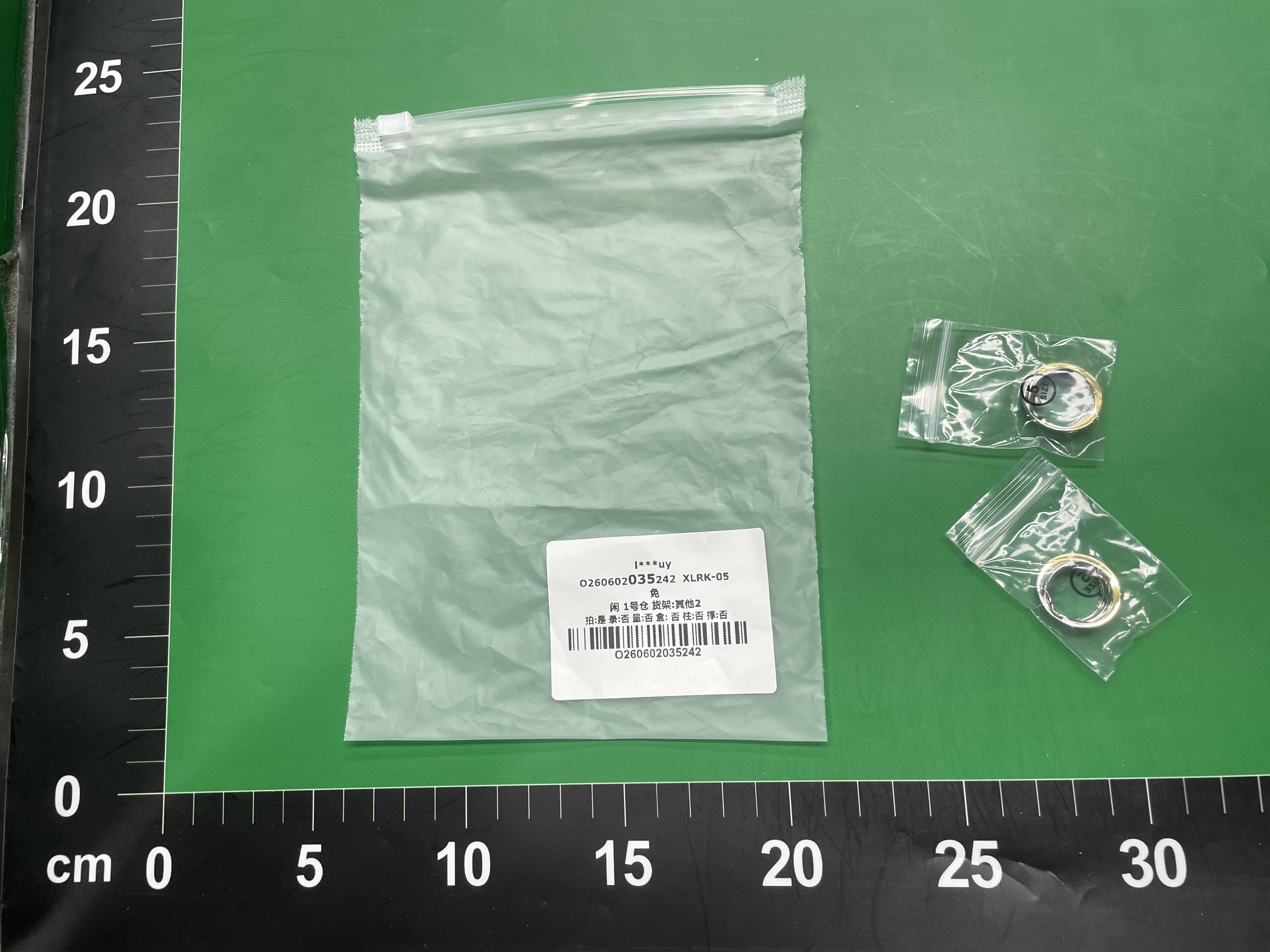 潘家新品上市白铜镀银黄金玫瑰花满钻蝴蝶结粉色戒指 — miniatura QC 4