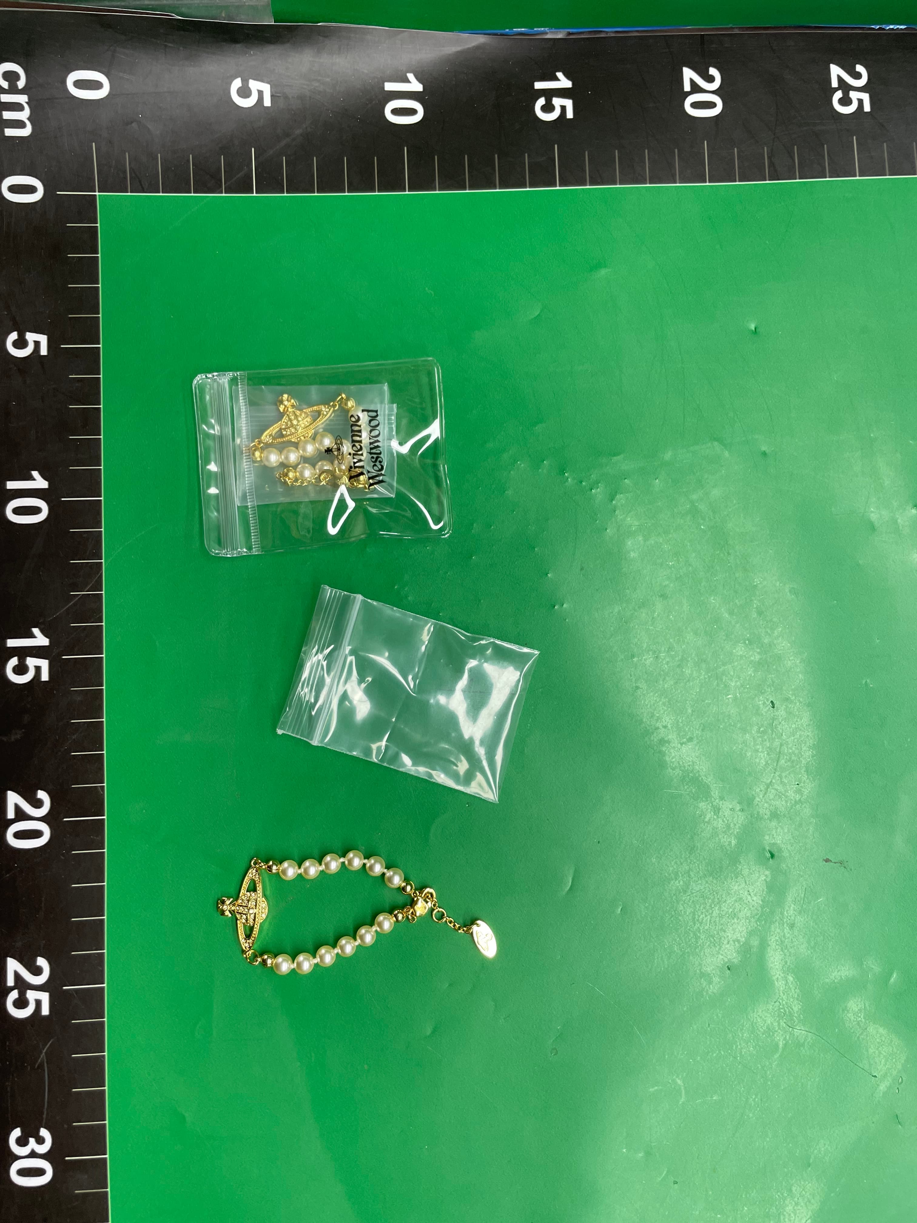 西太后项链女薇薇安土星珍珠别针回形针同款吊坠星球欧美工厂批发 — miniatura QC 4