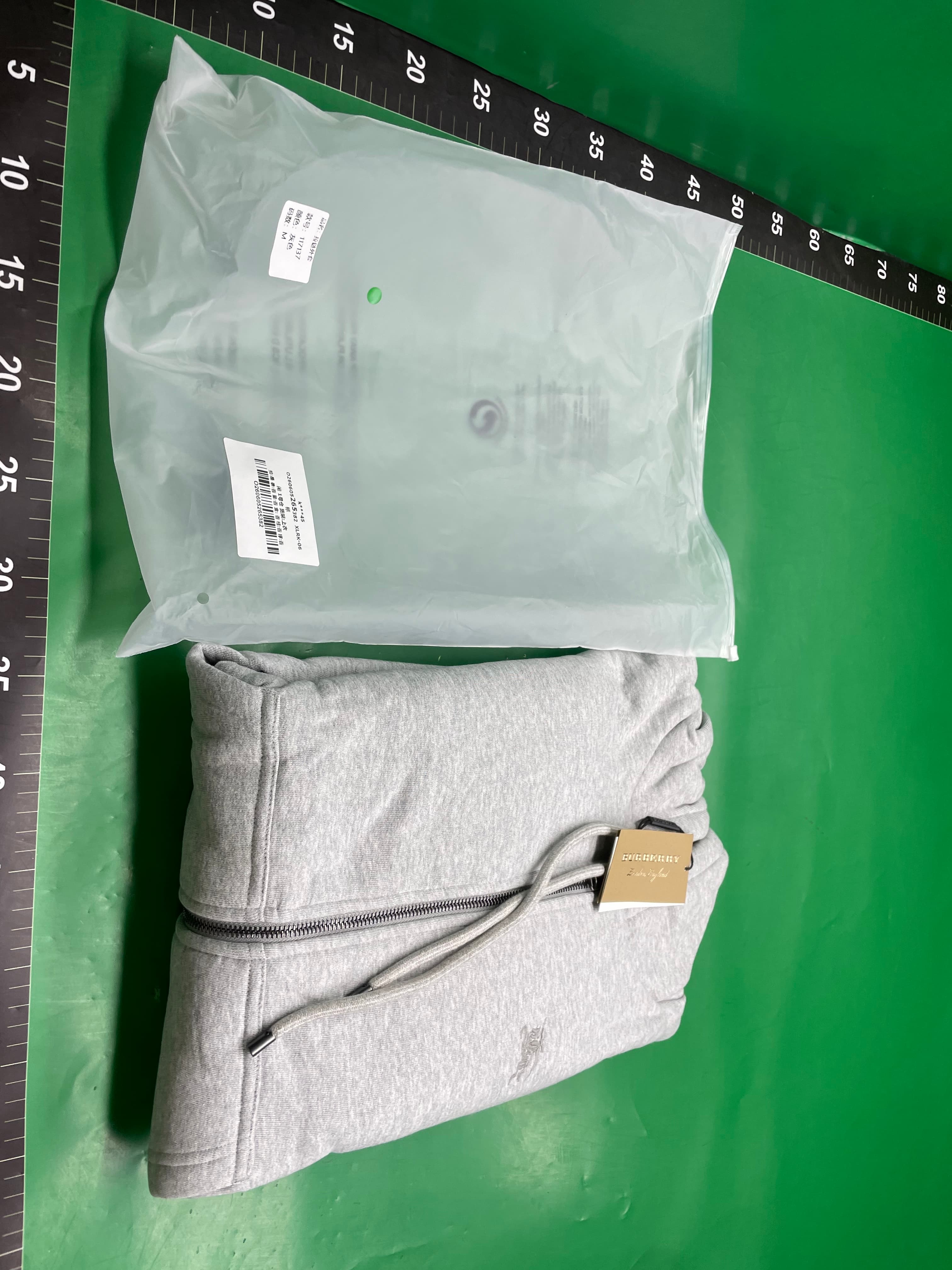 胸前战马刺绣连帽开衫 — miniatura QC 3