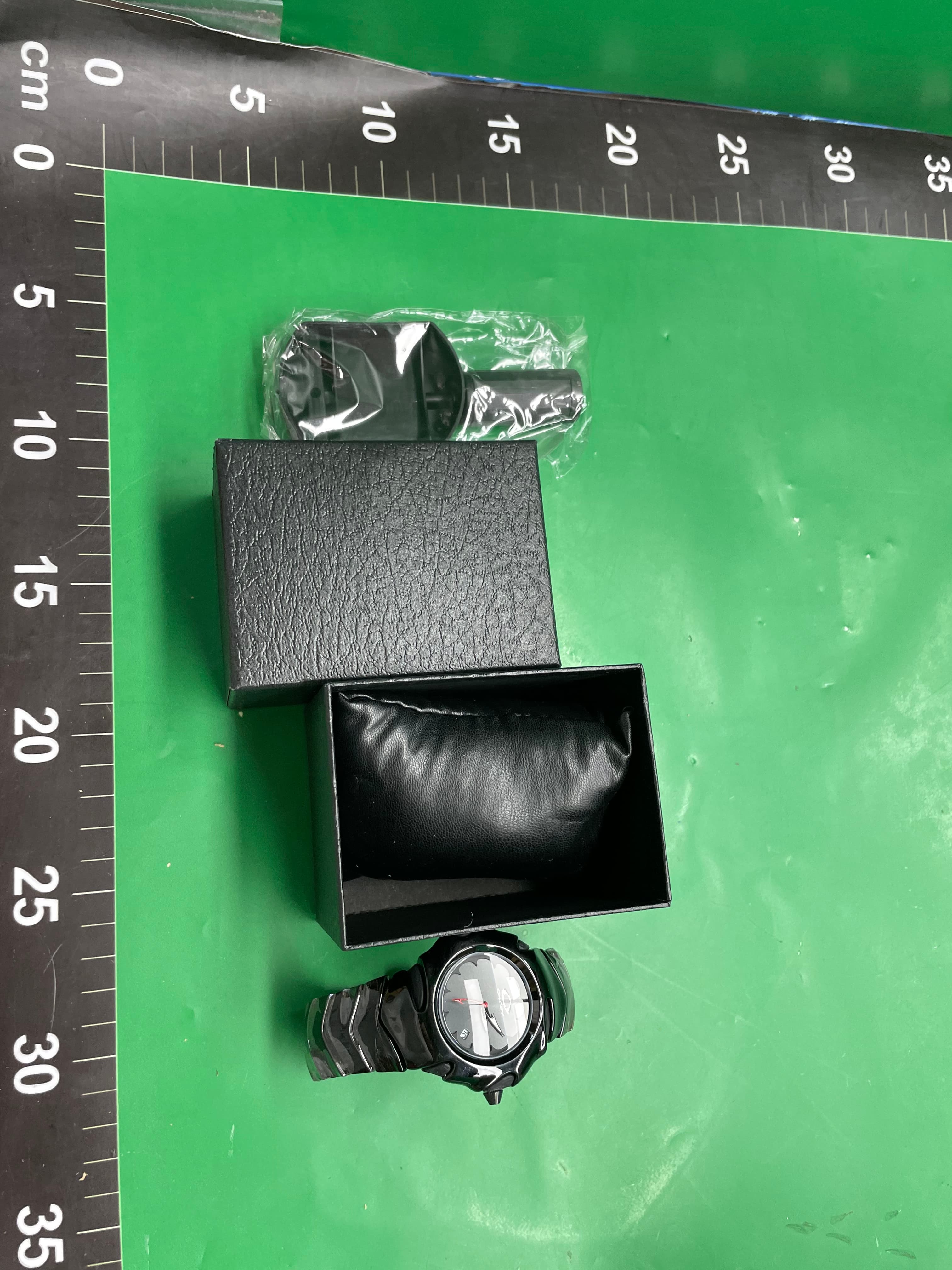 oak中古刀锋ley奥克利原创手表男士时尚潮品牌高级ins小众设计表 — miniatura QC 2