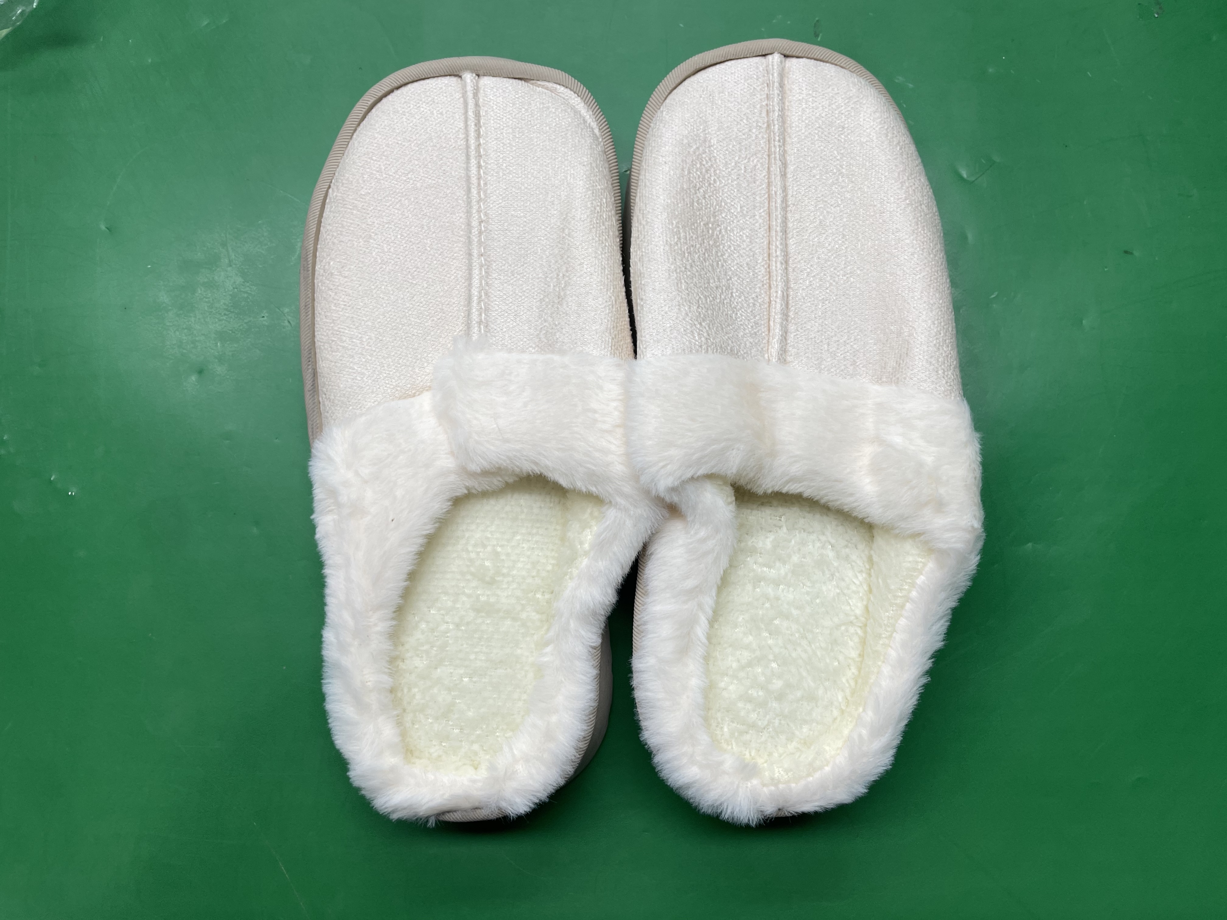 松糕厚底雪地靴增高保暖加绒棉鞋冬家居女棉拖鞋包头拖平底一脚蹬 — miniatura QC 2