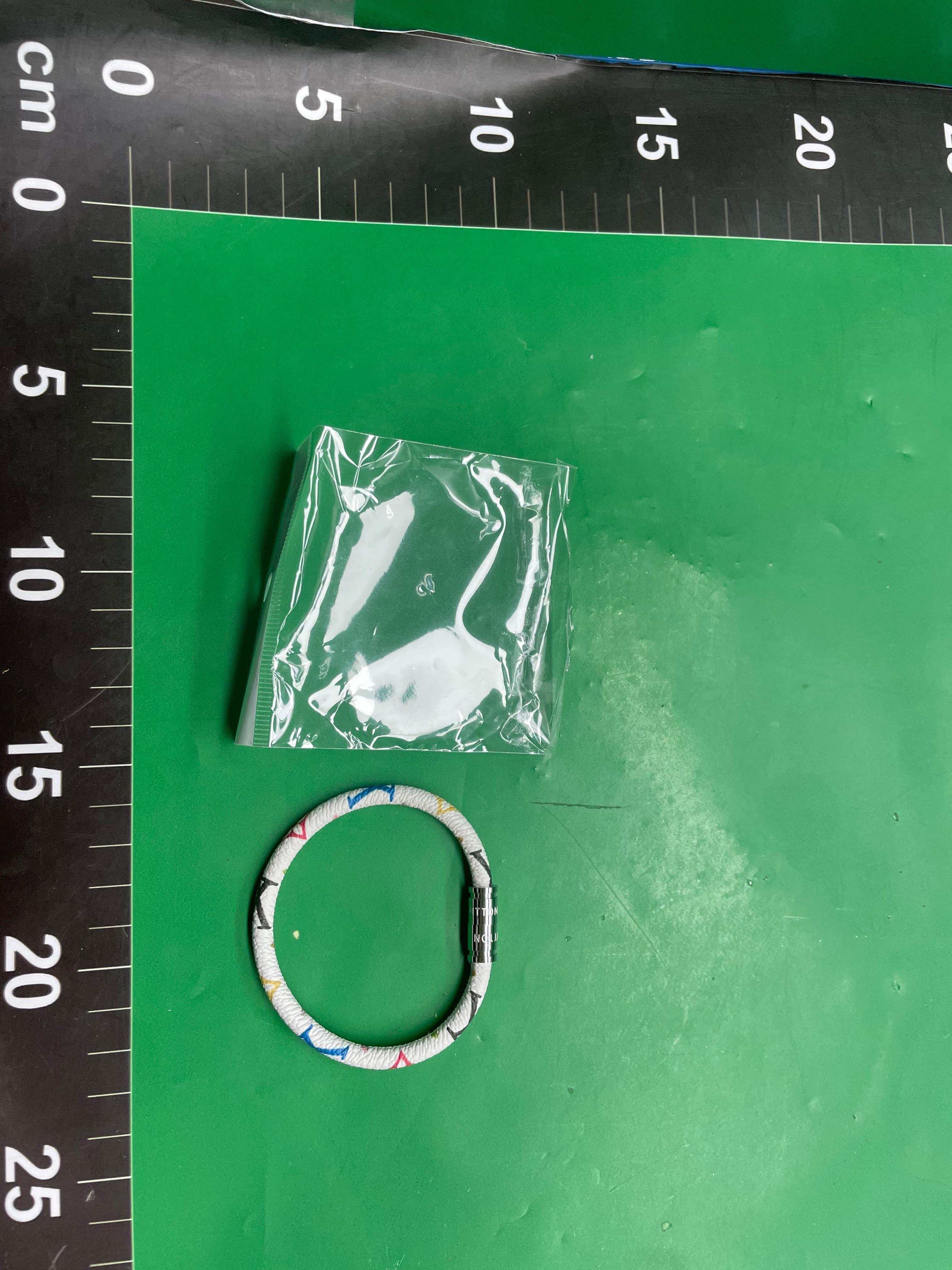 热销皮绳手链情侣经典老花色手镯百搭时尚编织牛皮手环钛钢磁吸扣 — miniatura QC 6