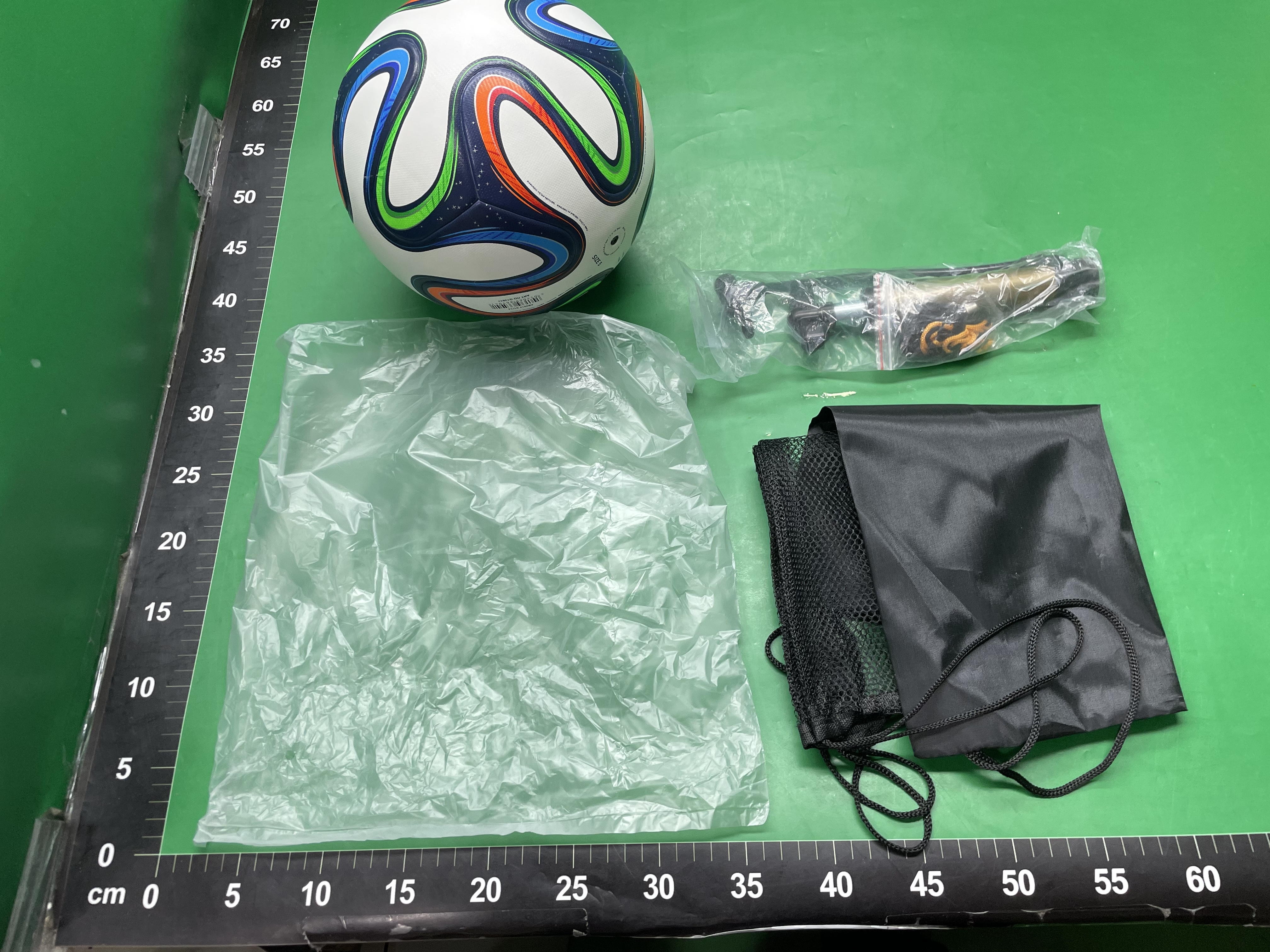 普天同庆足球2010南非世界比赛训练杯专用5号中考学生儿童专用球 — foto QC 1