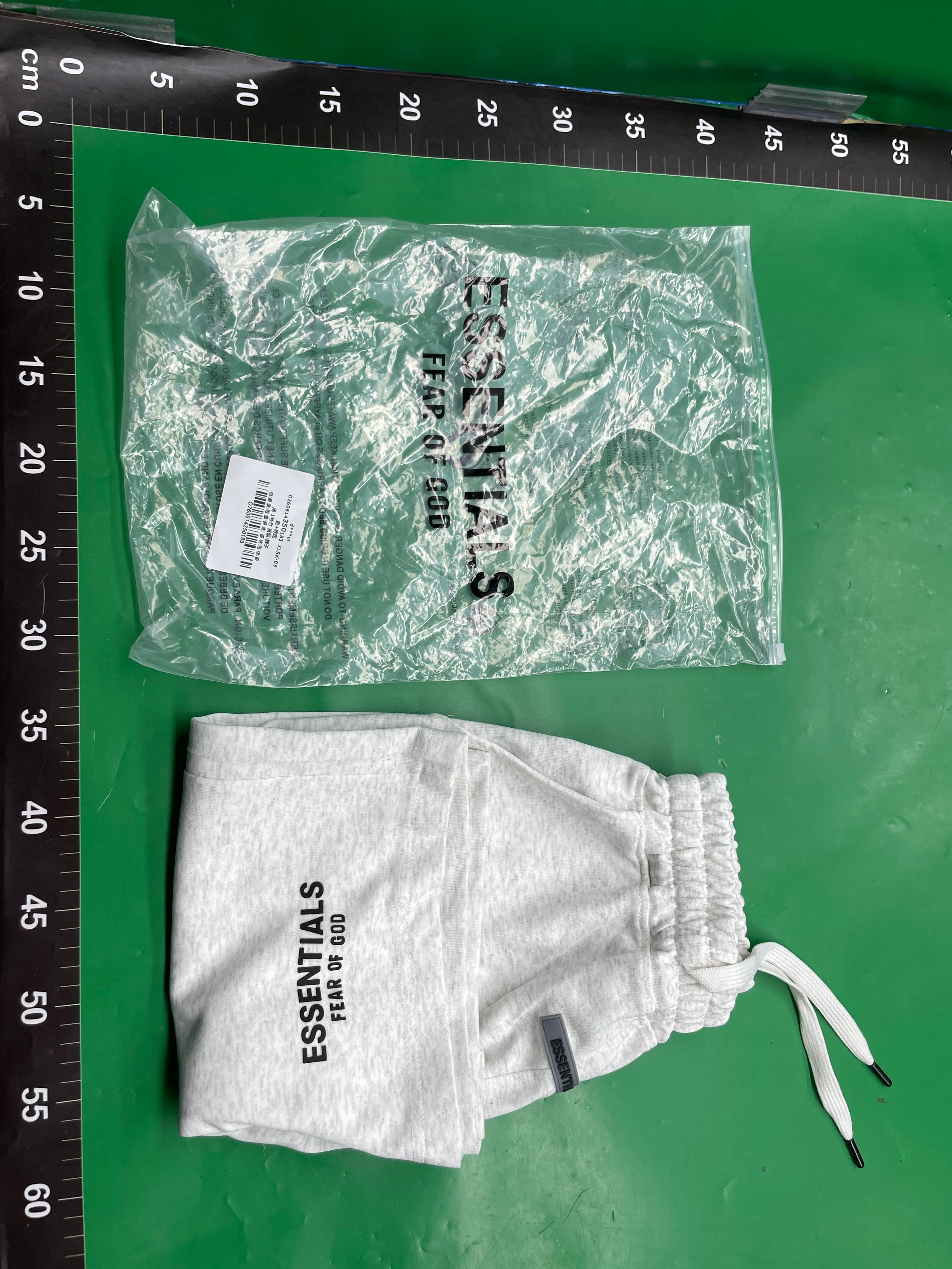 FOG复线ESSENTIALS高街跨境短裤男重磅抽绳运动休闲宽松五分裤tee — miniatura QC 2