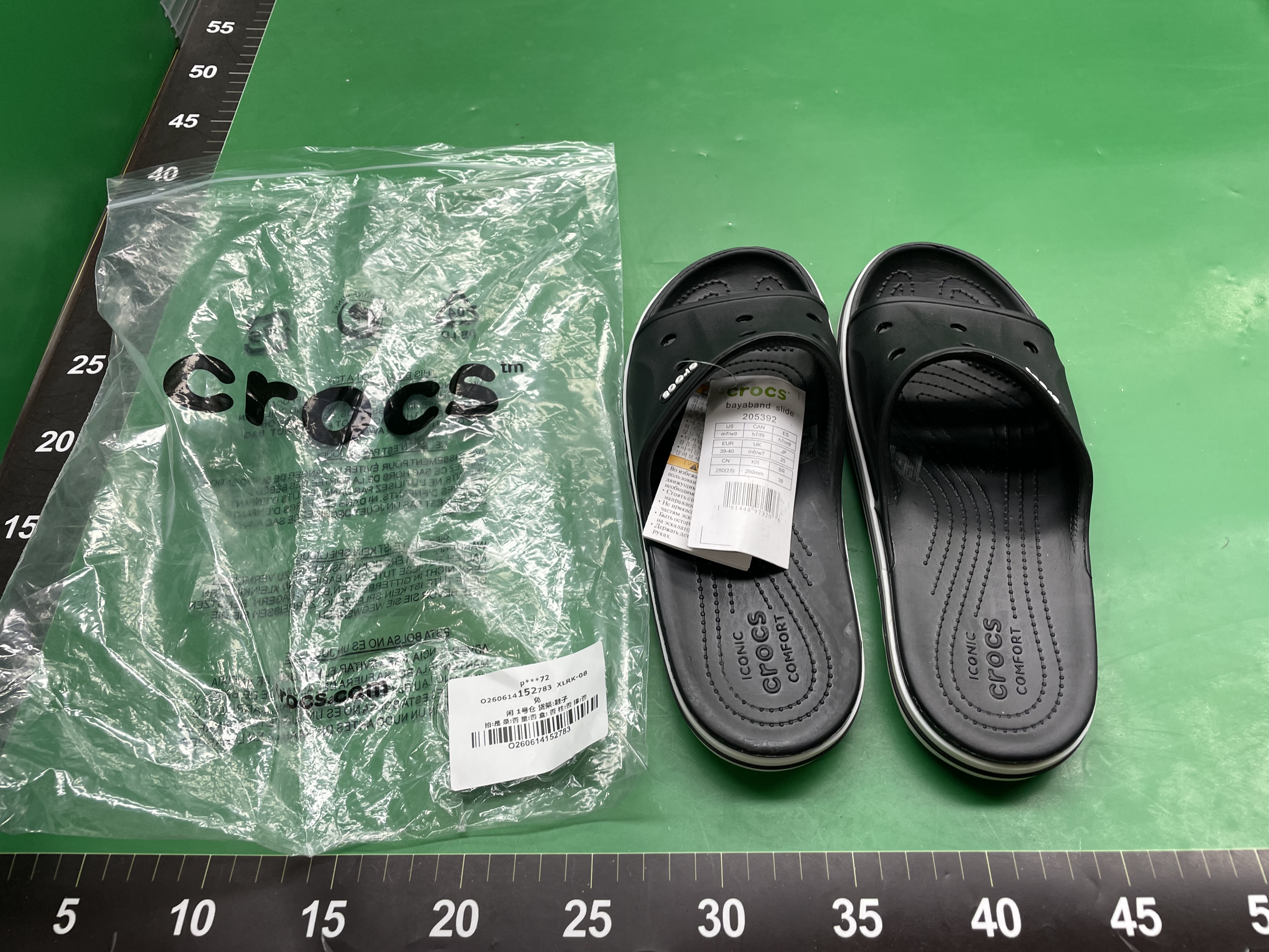 洞洞鞋贝雅一字拖男女新款户外休闲平底沙滩凉鞋外穿防滑拖鞋批发 — foto QC 1