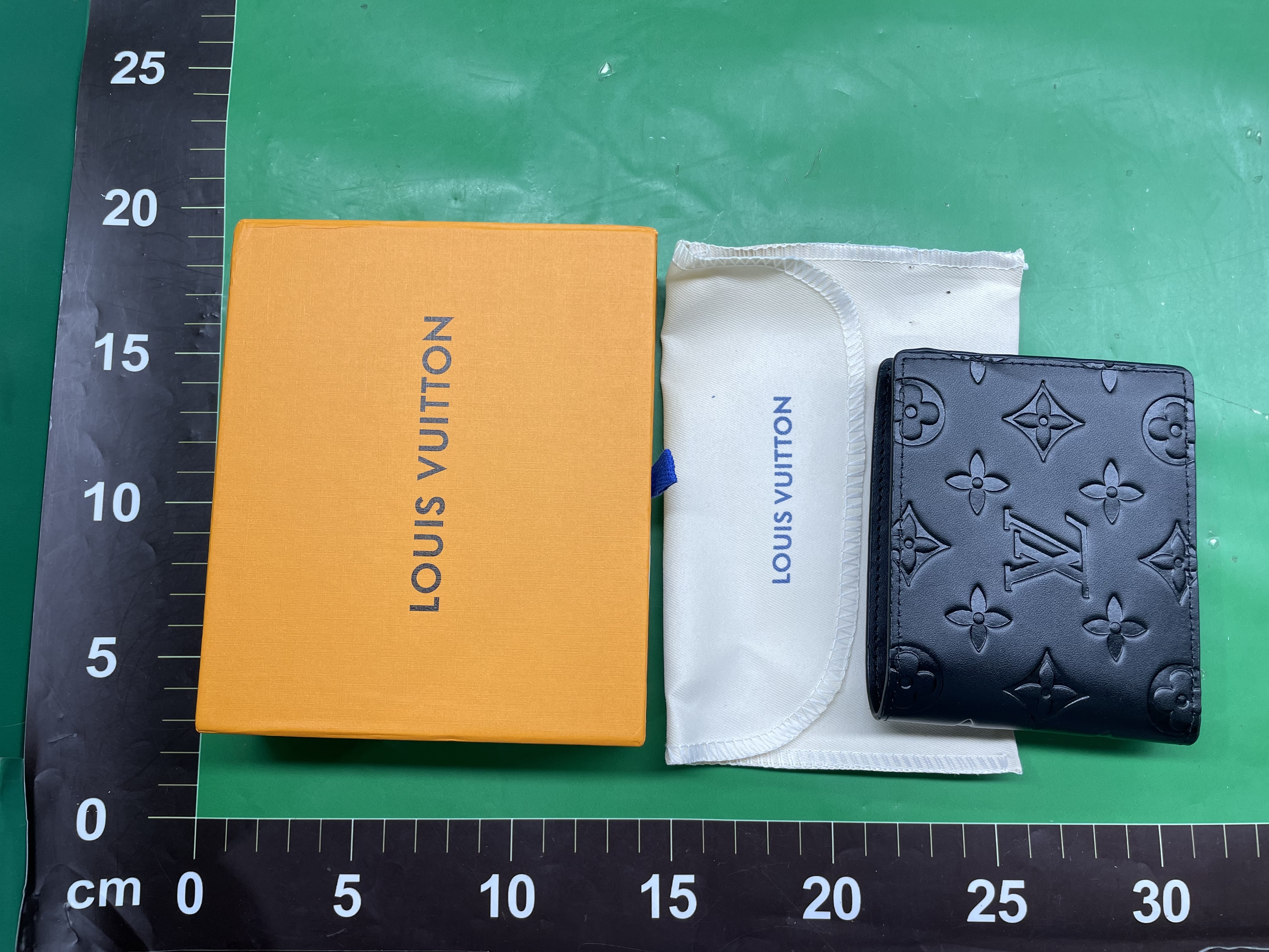 欧美经典款男士真皮短款钱包对折卡包时尚外贸货源头层牛皮 — miniatura QC 2