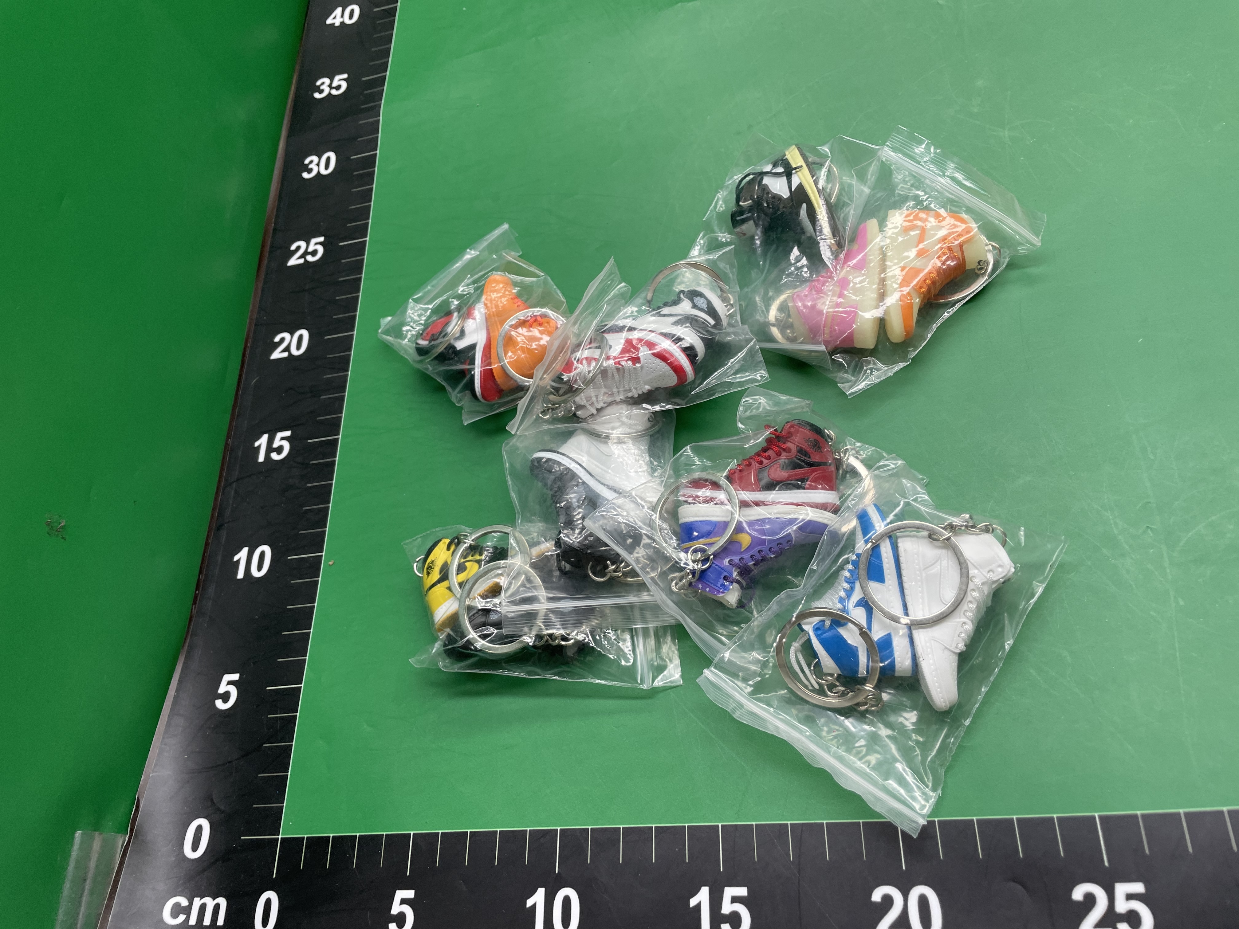 aj鞋模钥匙扣nba篮球科比包包挂件迷你篮球鞋饰品创意个性礼物 — foto QC 1