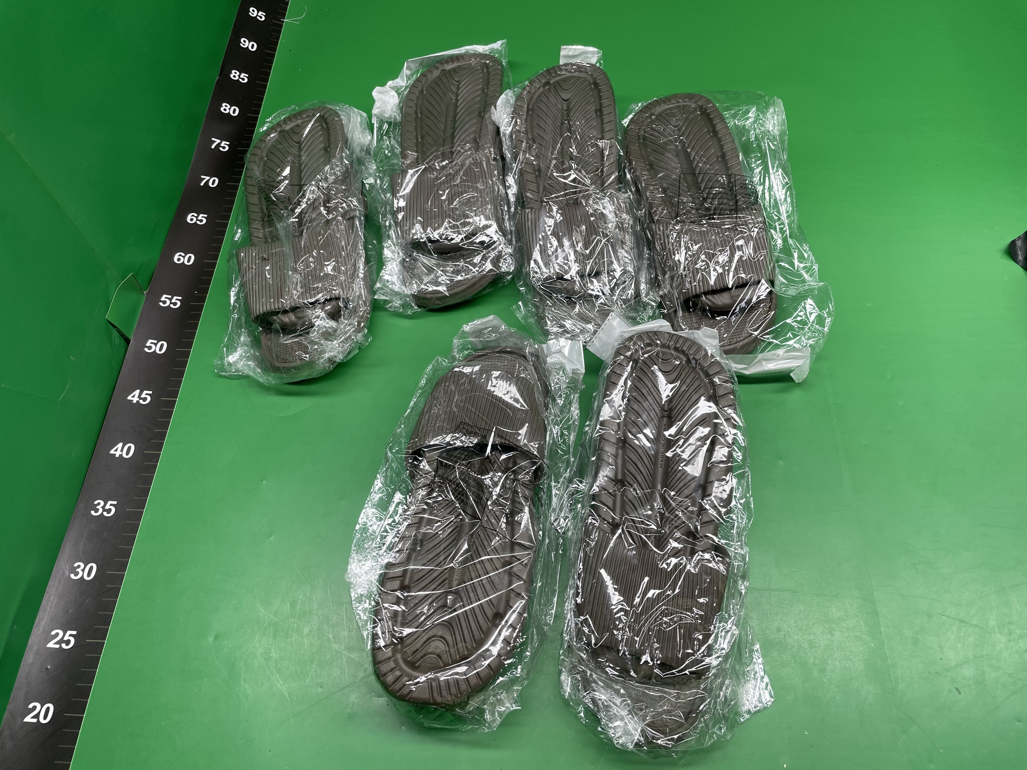 工厂现货批发网红情侣椰子厚底一字凉拖鞋夏男女外穿超市摆摊跨境 — foto QC 1