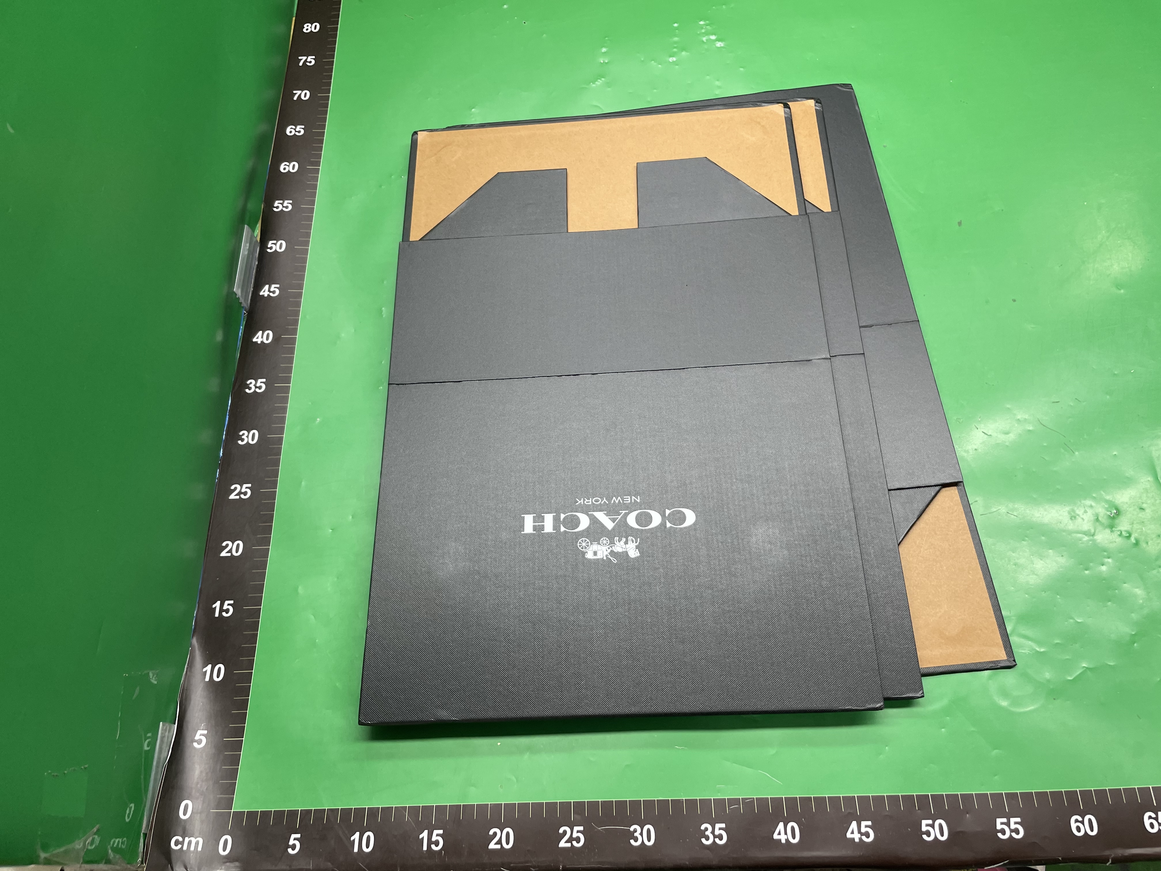 原版 开 模欧美奢品包装COACH折叠礼盒定 制LOGO包装盒现货高品质 — miniatura QC 3