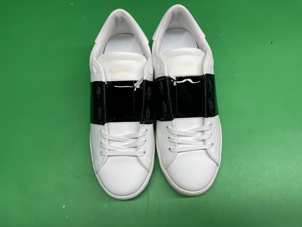 Highly Recommended~ a Must-Have~ Trendy V-Style Studded Lace-Up Sneakers for Couples, Men and Women, Sports and Casual Shoes — miniatura QC 3