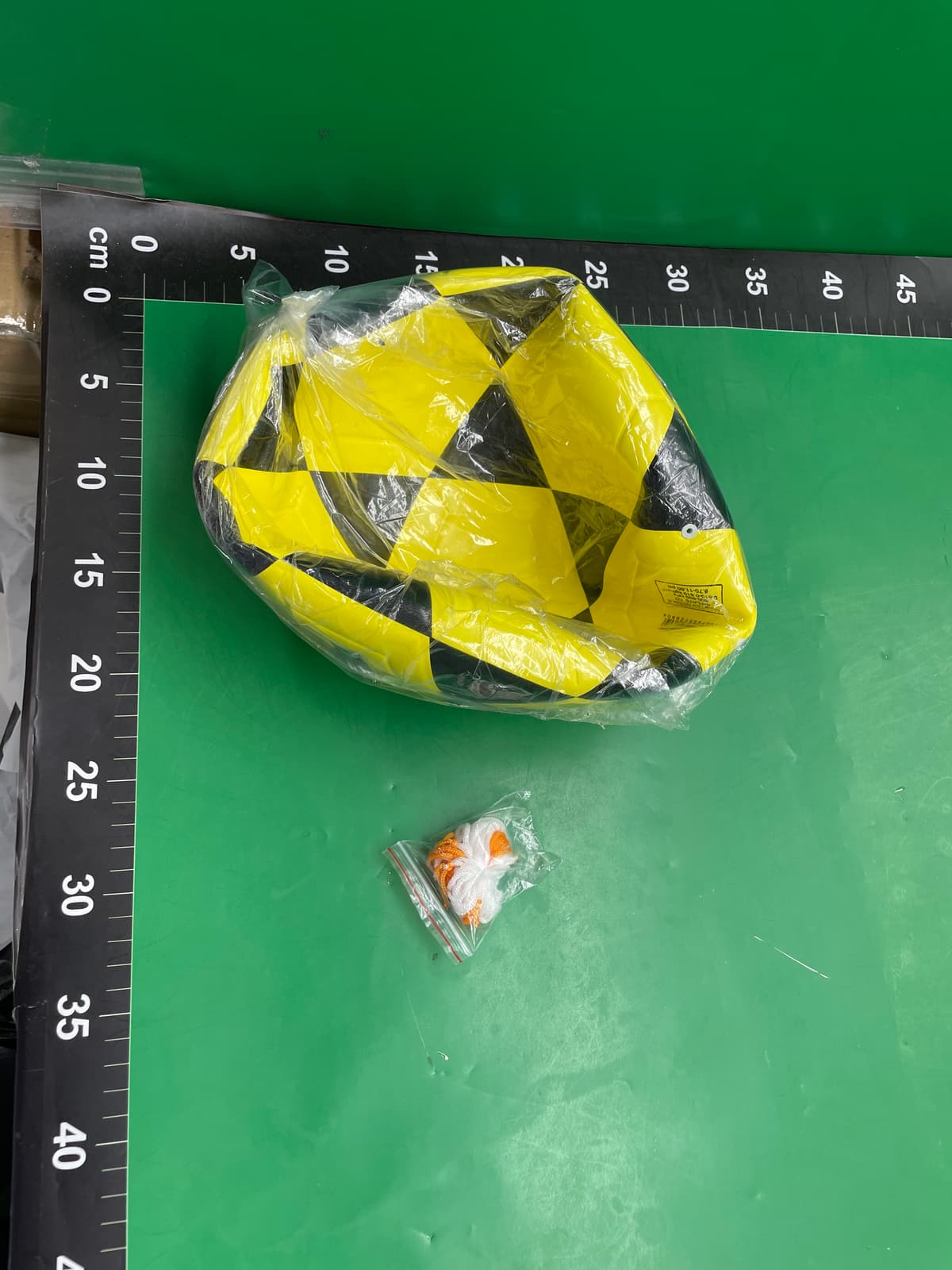 新款批发5号足球 青少年锻炼训练娱乐多人比赛足球可批发 — miniatura QC 4