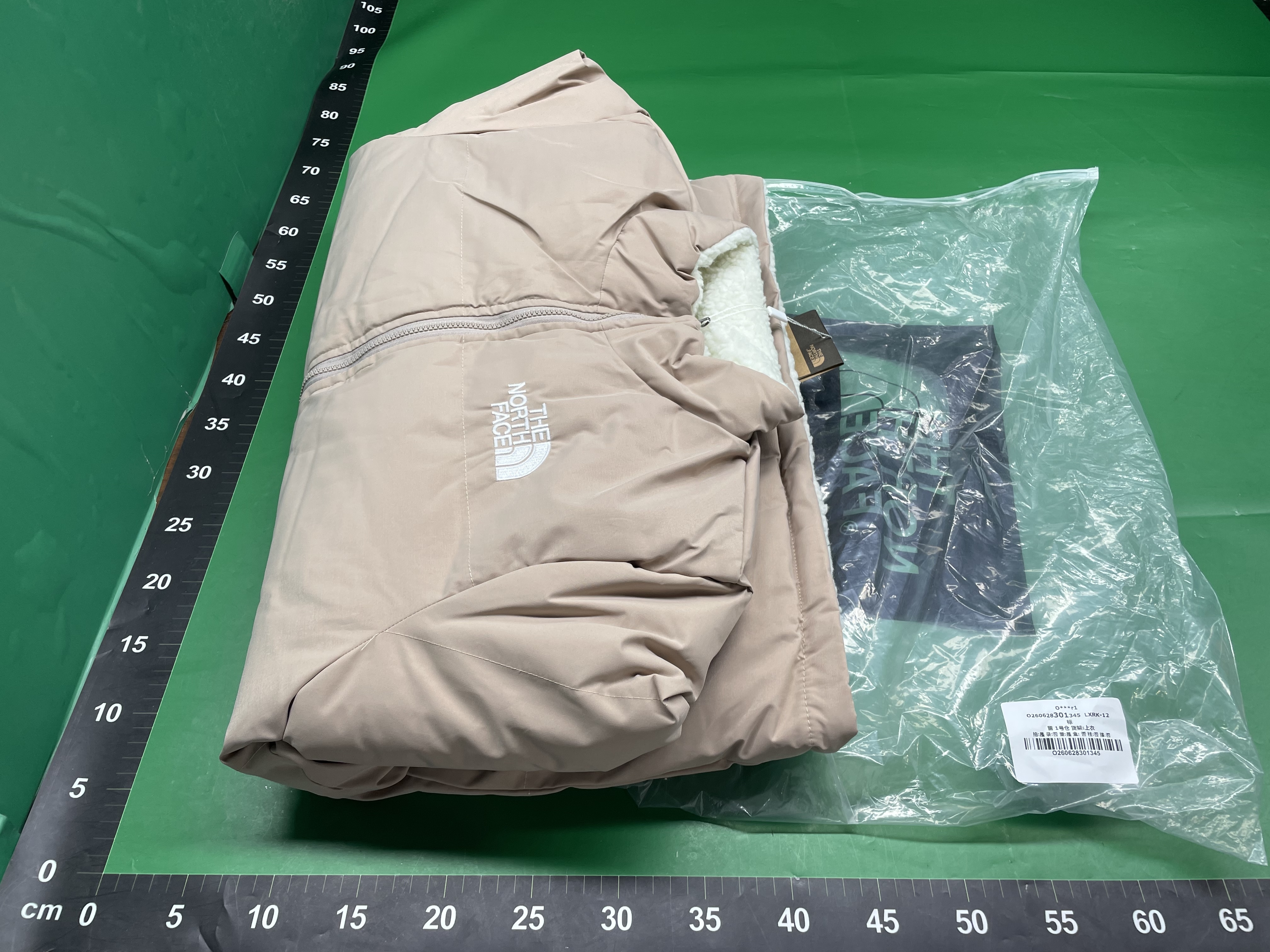 美版潮牌保暖羊羔毛外套夹克男女双面穿宽松立领棉服中长款两面穿 — miniatura QC 2
