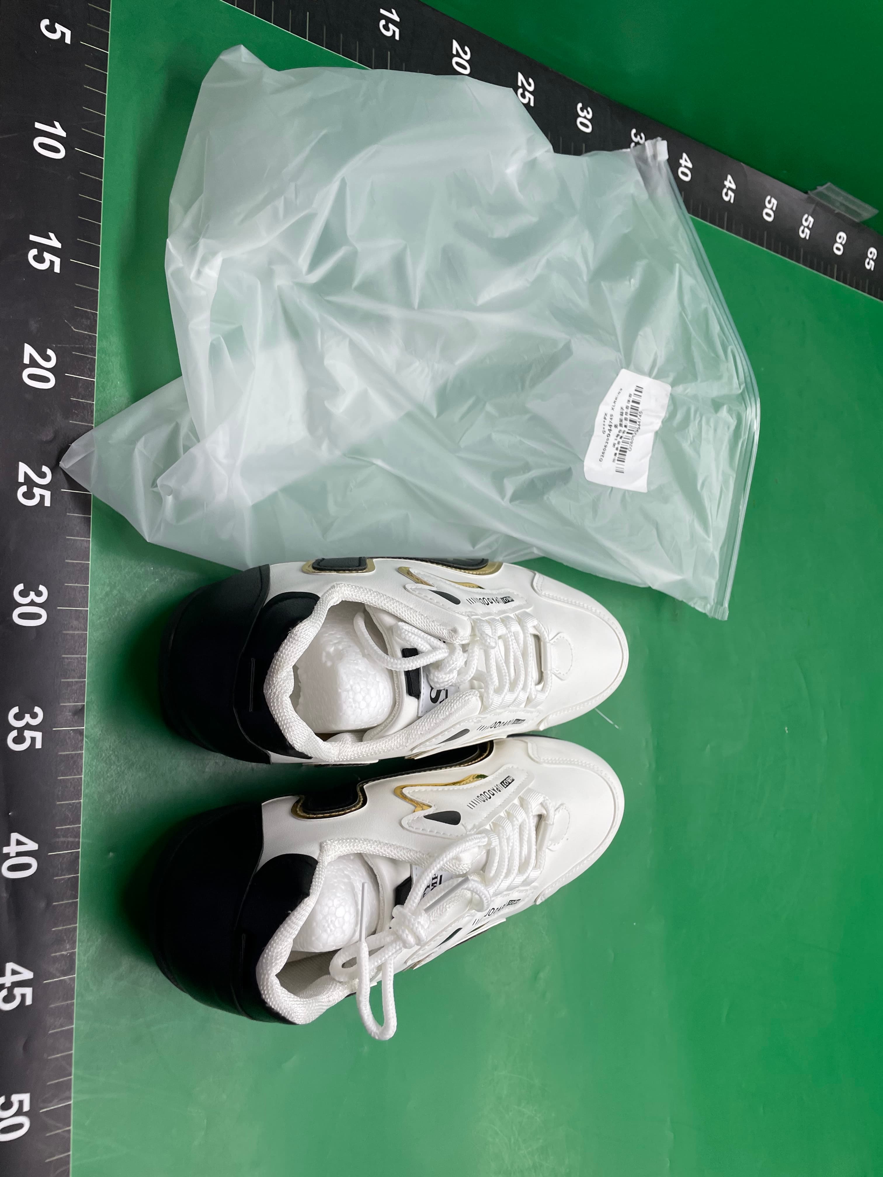 男鞋皮面防水防滑高档次旅游鞋潮流百搭秋季男士运动休闲鞋子潮 — miniatura QC 2