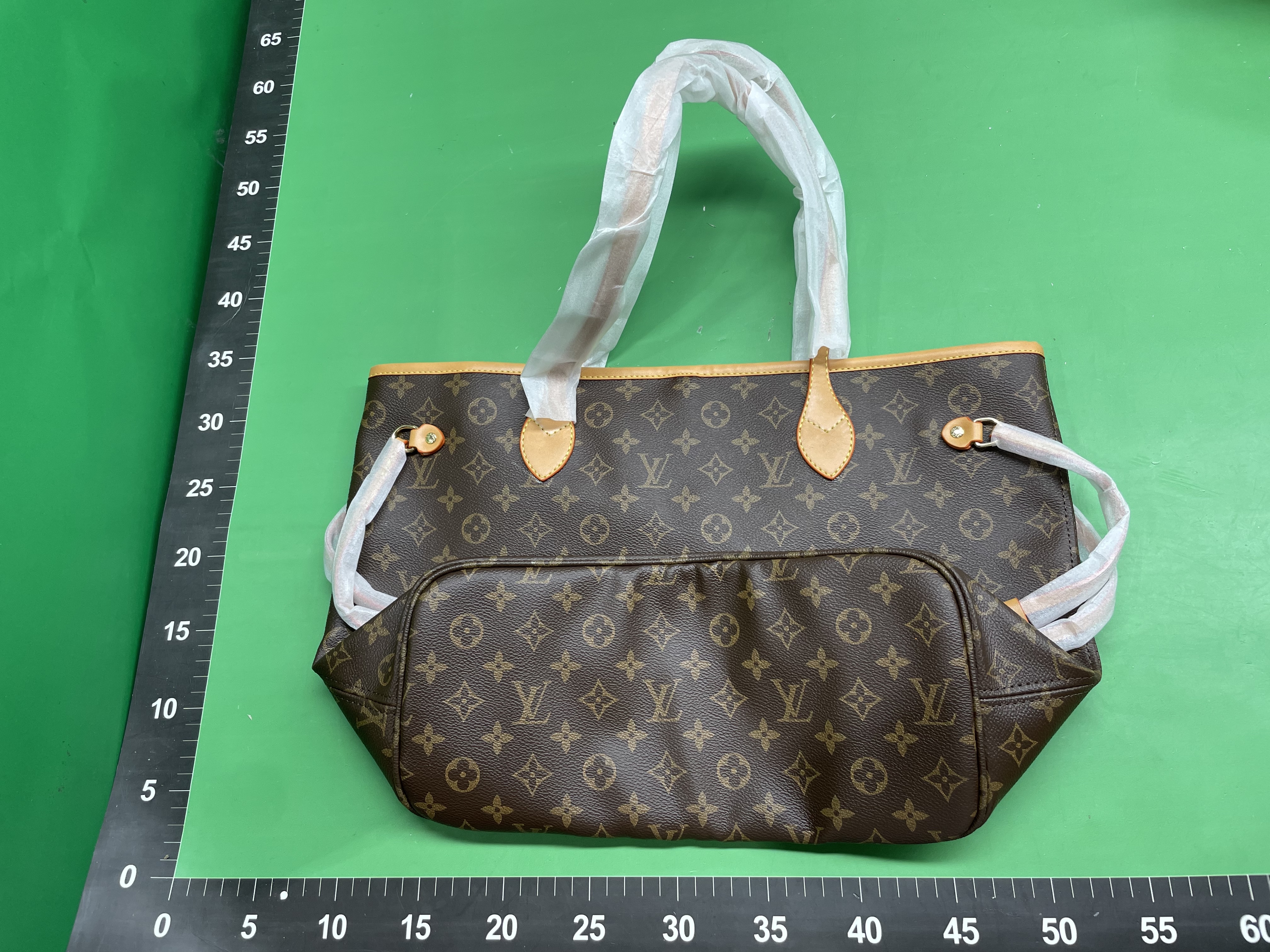 真皮女包carry高级感老花购物袋包手提单肩托特大包 — foto QC 1
