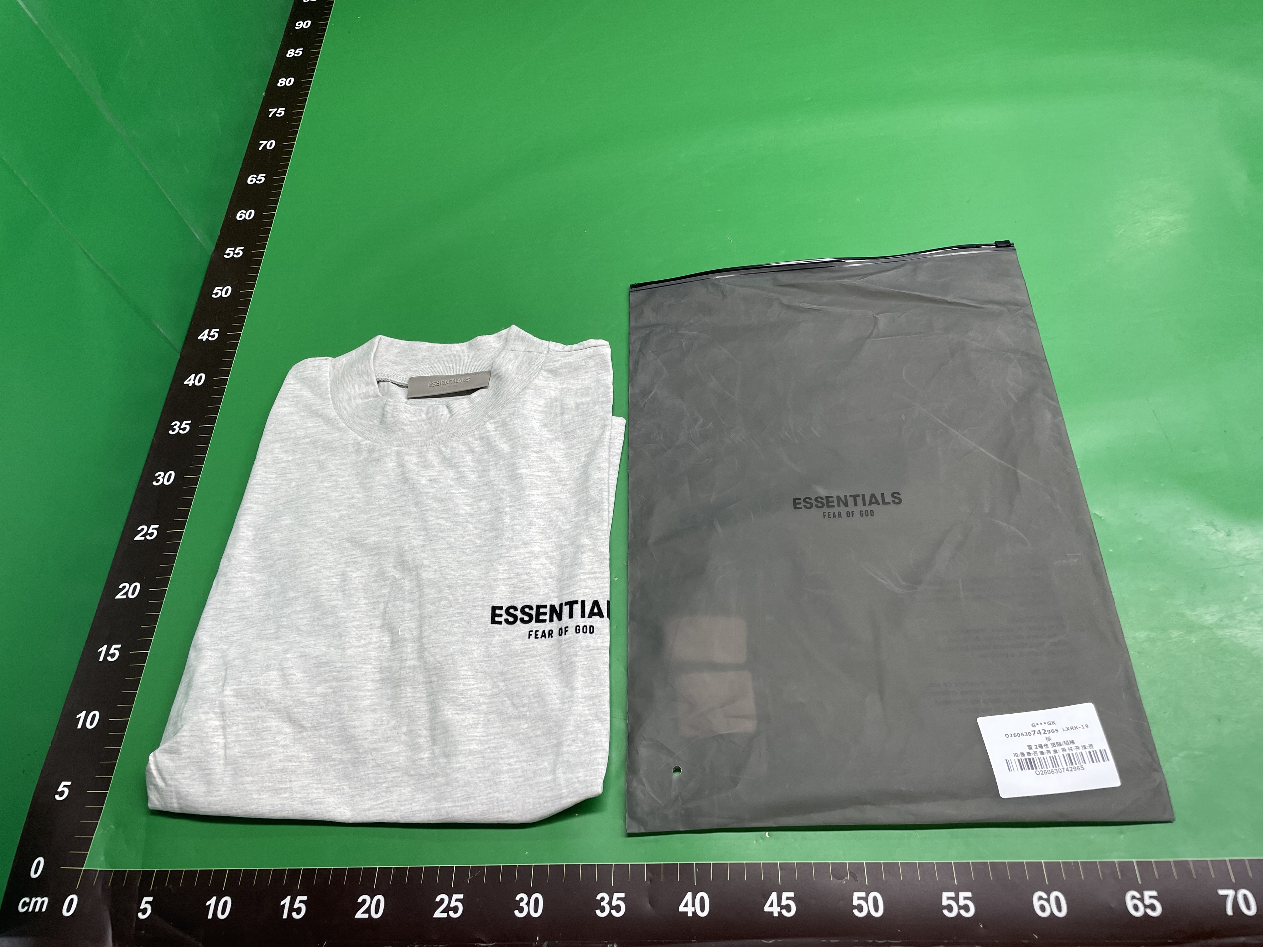 SS22-Essentials前后植绒印花半袖Tee透气舒适百搭潮牌简约修身型 — miniatura QC 4