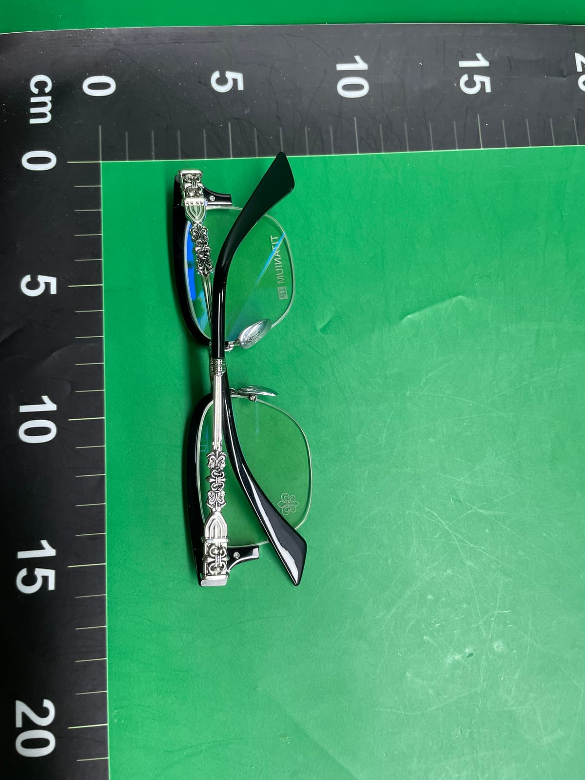 新品纯钛眉毛架眼镜框架复古男女百搭可配近视平光蓝光CH8220 — miniatura QC 2