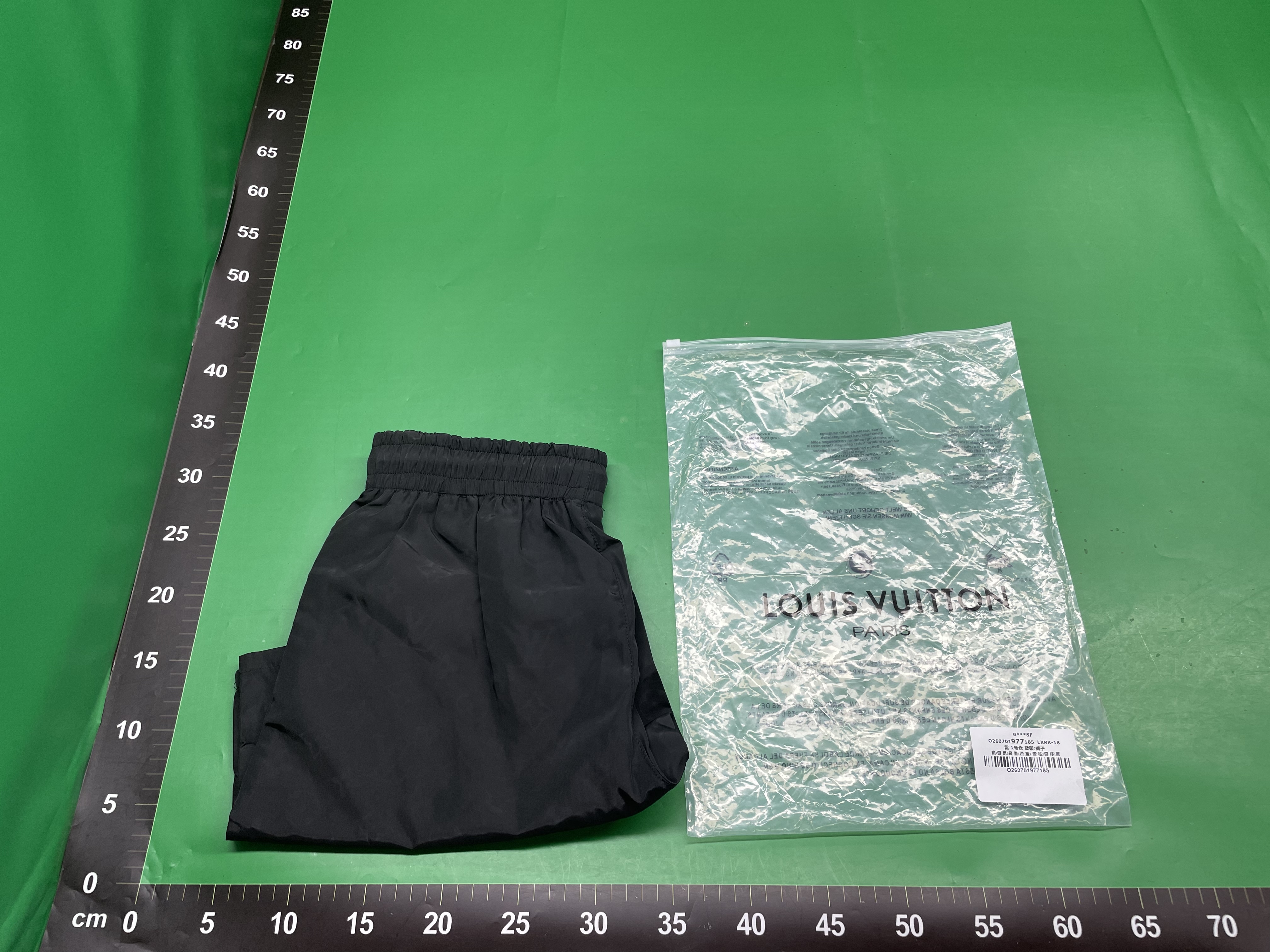 2025夏季潮牌外贸欧货男女休闲裤沙滩裤印花字母速干运动休闲潮流 — miniatura QC 4