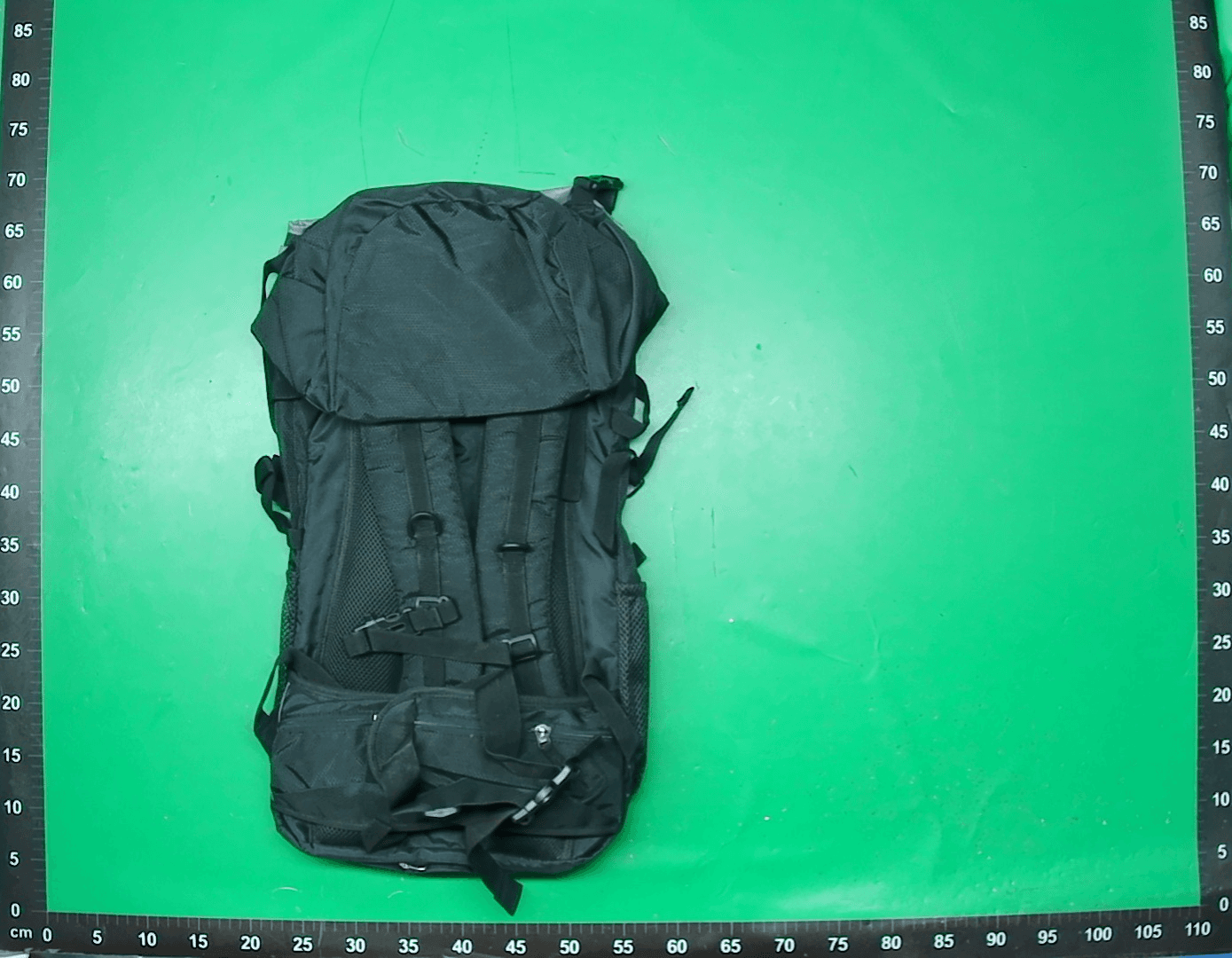 亚马逊跨境新款品质尼龙60升大容量防水登山包户外装备运动背包 — miniatura QC 2