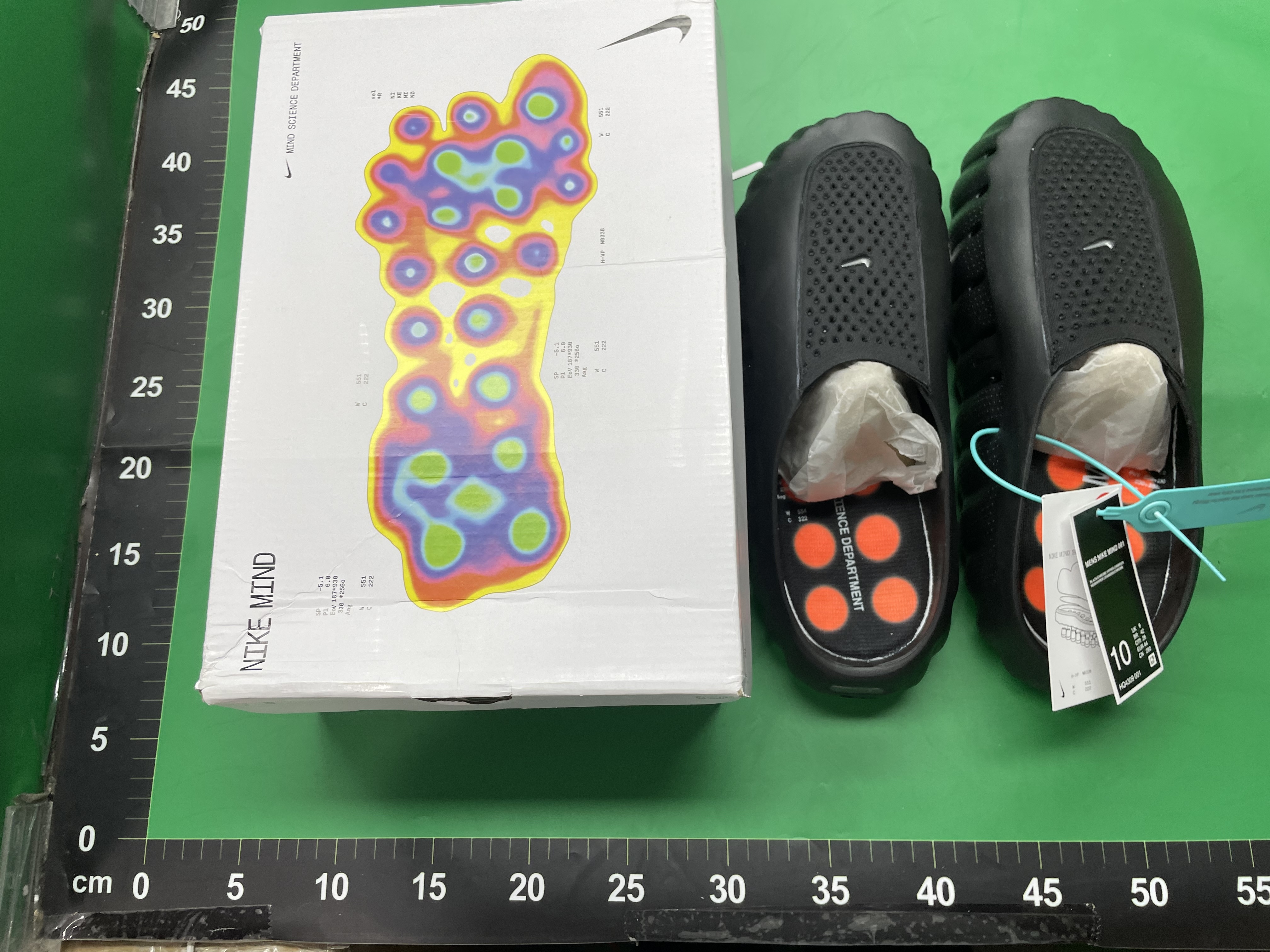 莆田现货外贸新款运动鞋Mind 001沙滩鞋休闲舒适一脚蹬包头拖鞋 — miniatura QC 4