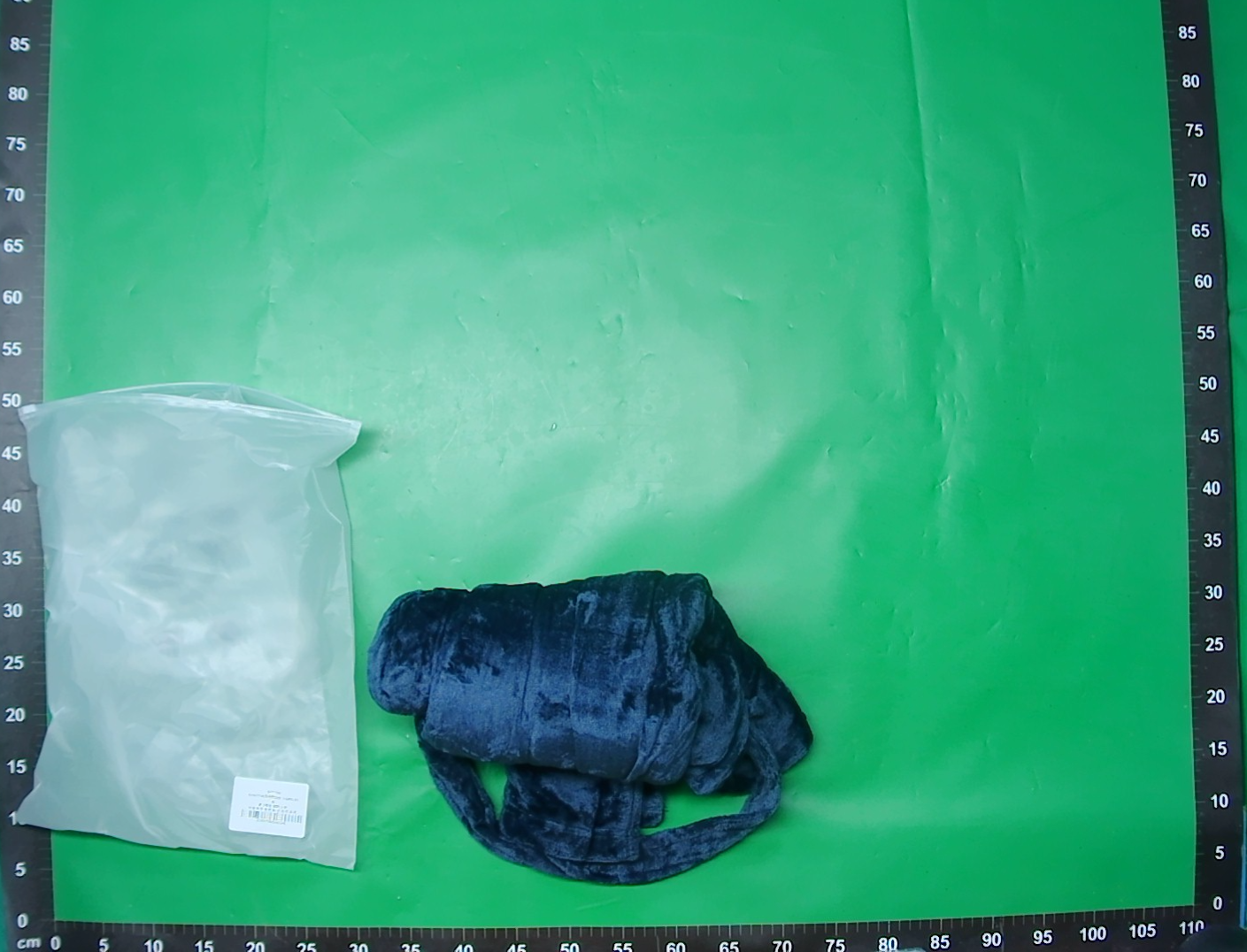亚马逊跨境欧美情侣连帽睡袍法兰绒秋冬季加厚系带女士浴袍加长款 — foto QC 1