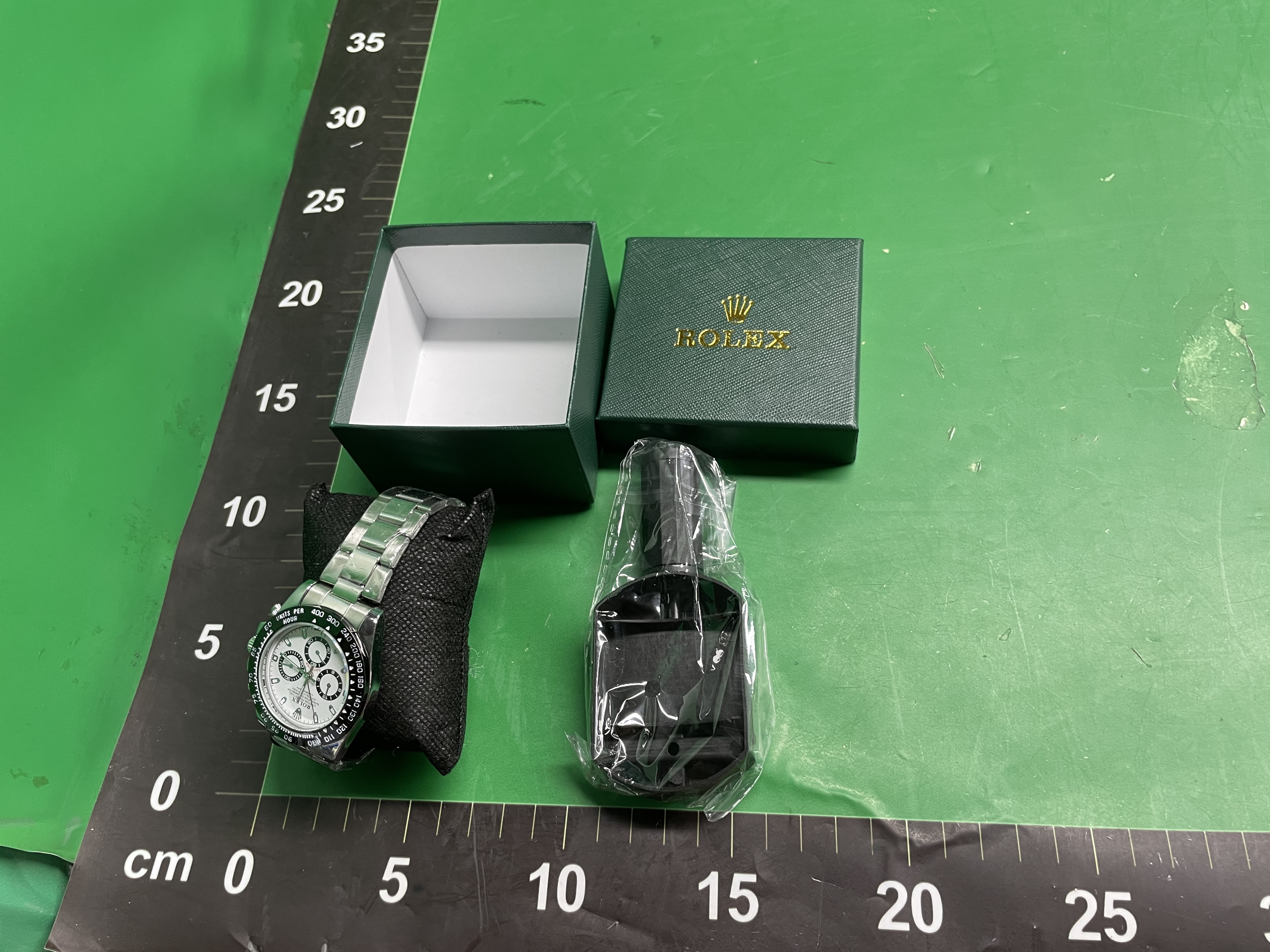 迪通拿手表商务石英表手表六针三眼经典熊猫迪手表厂家丹尼路手表 — foto QC 1