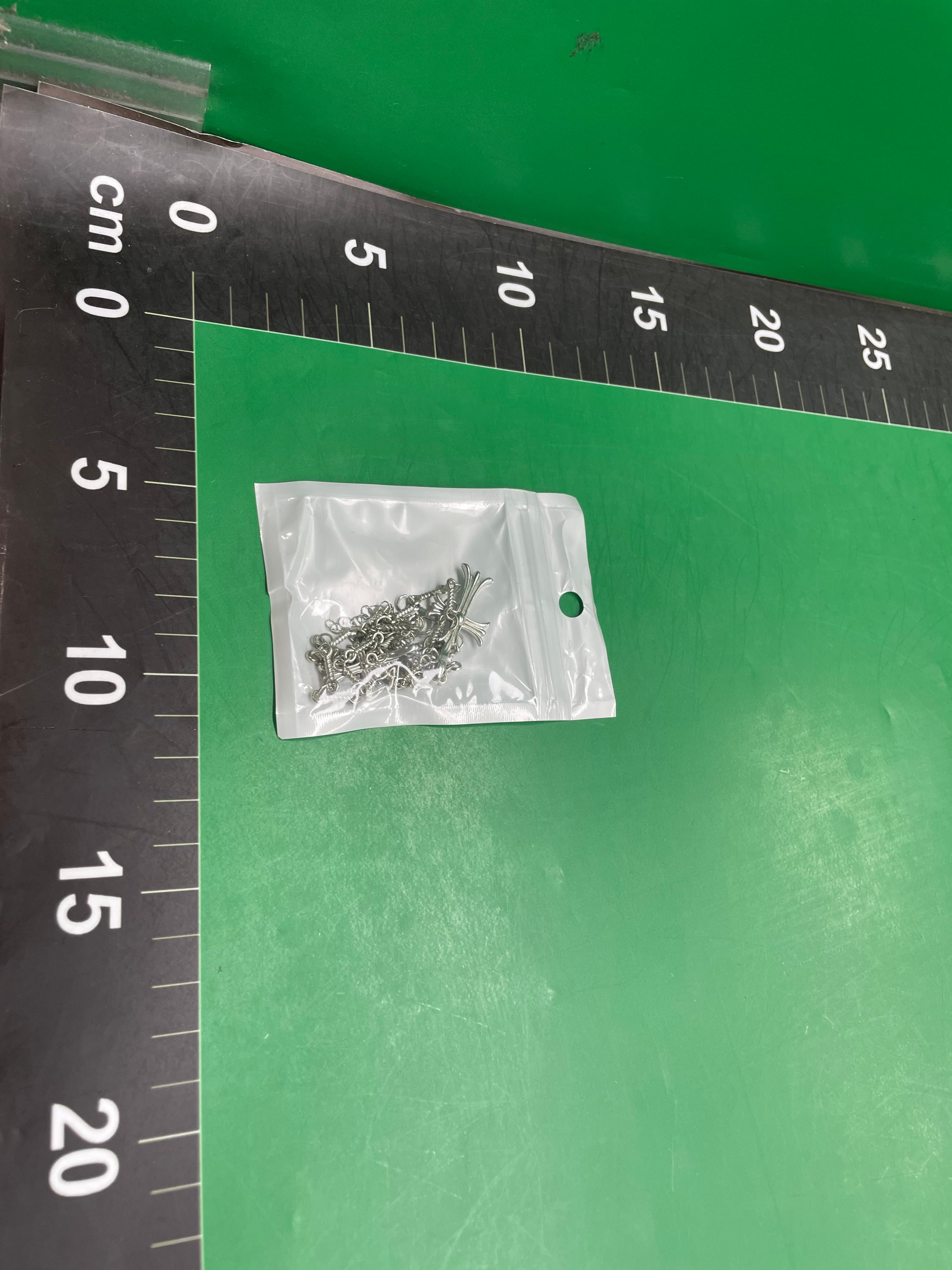 双十字架镶钻项链男百搭潮嘻哈简约个性设计锁骨链不掉色礼物饰品 — miniatura QC 2