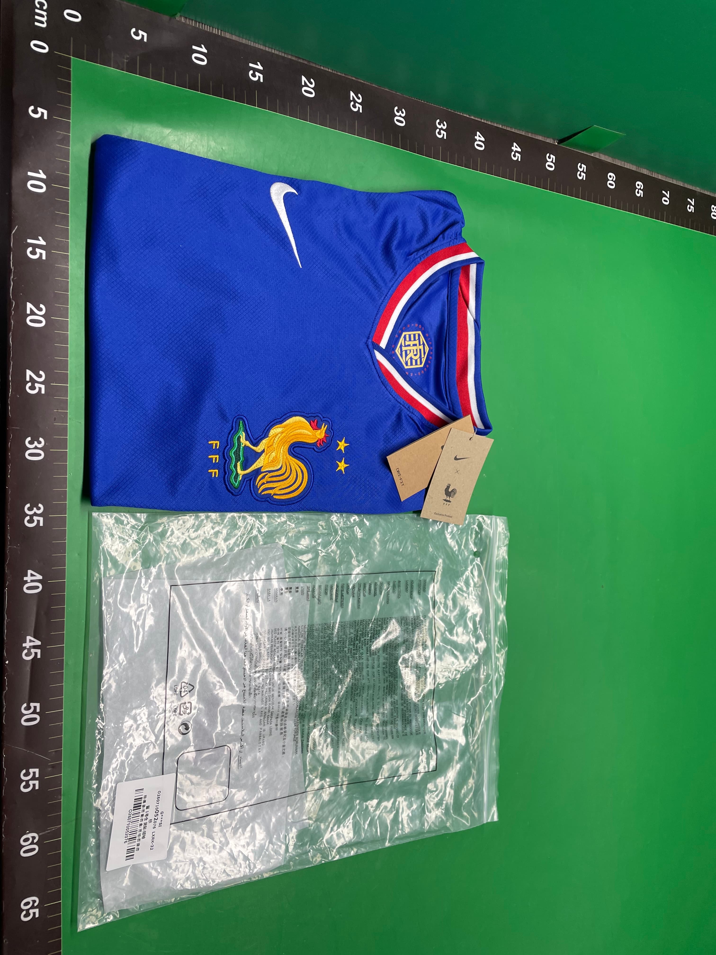 旧款足球服法国墨西哥曼城阿根廷梅西姆巴佩阿森纳AC泰版球衣 — foto QC 1