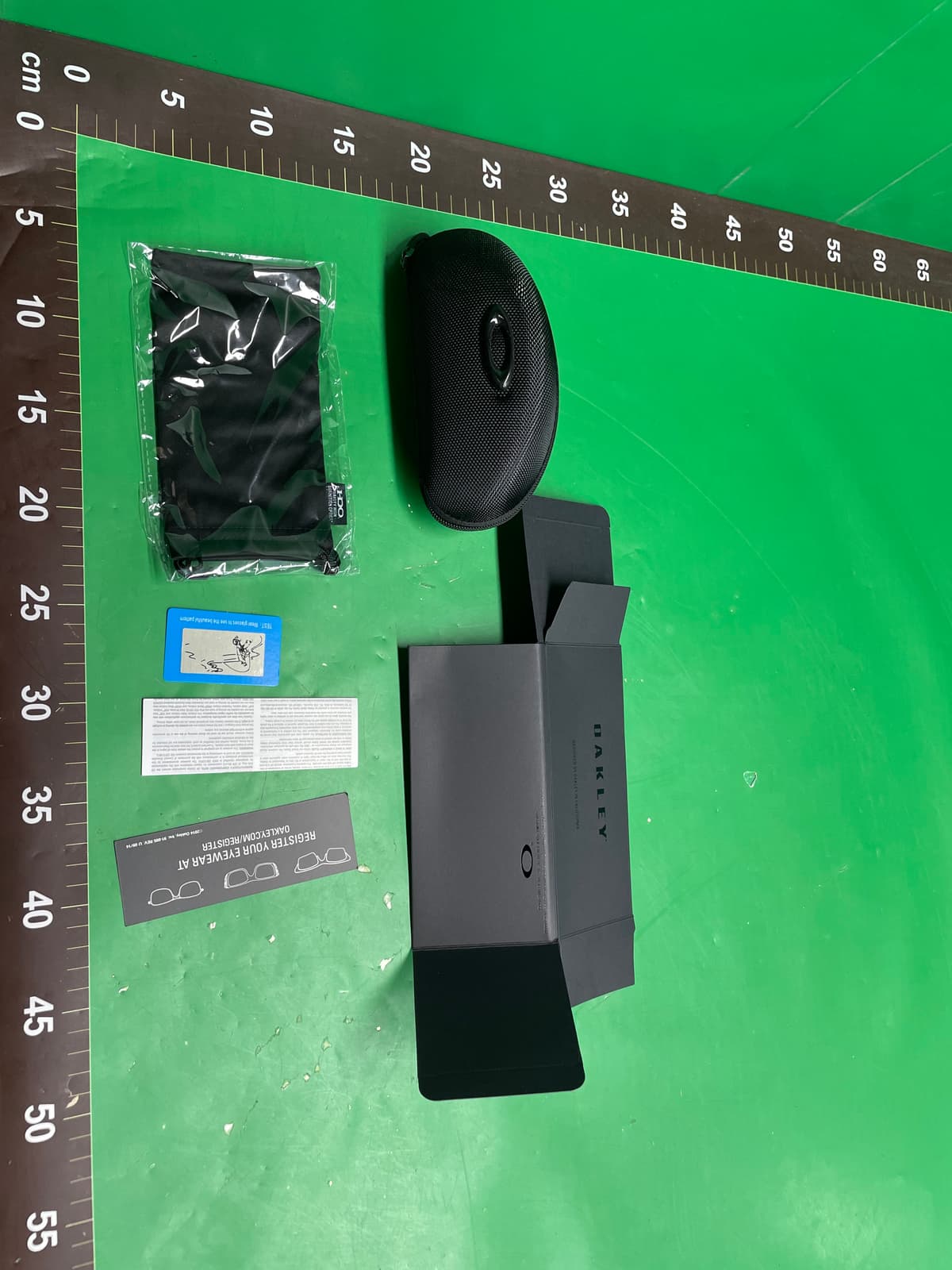 现货批发新款高档品牌眼镜盒 时尚高级太阳镜盒 墨镜盒整套包装盒 — foto QC 1