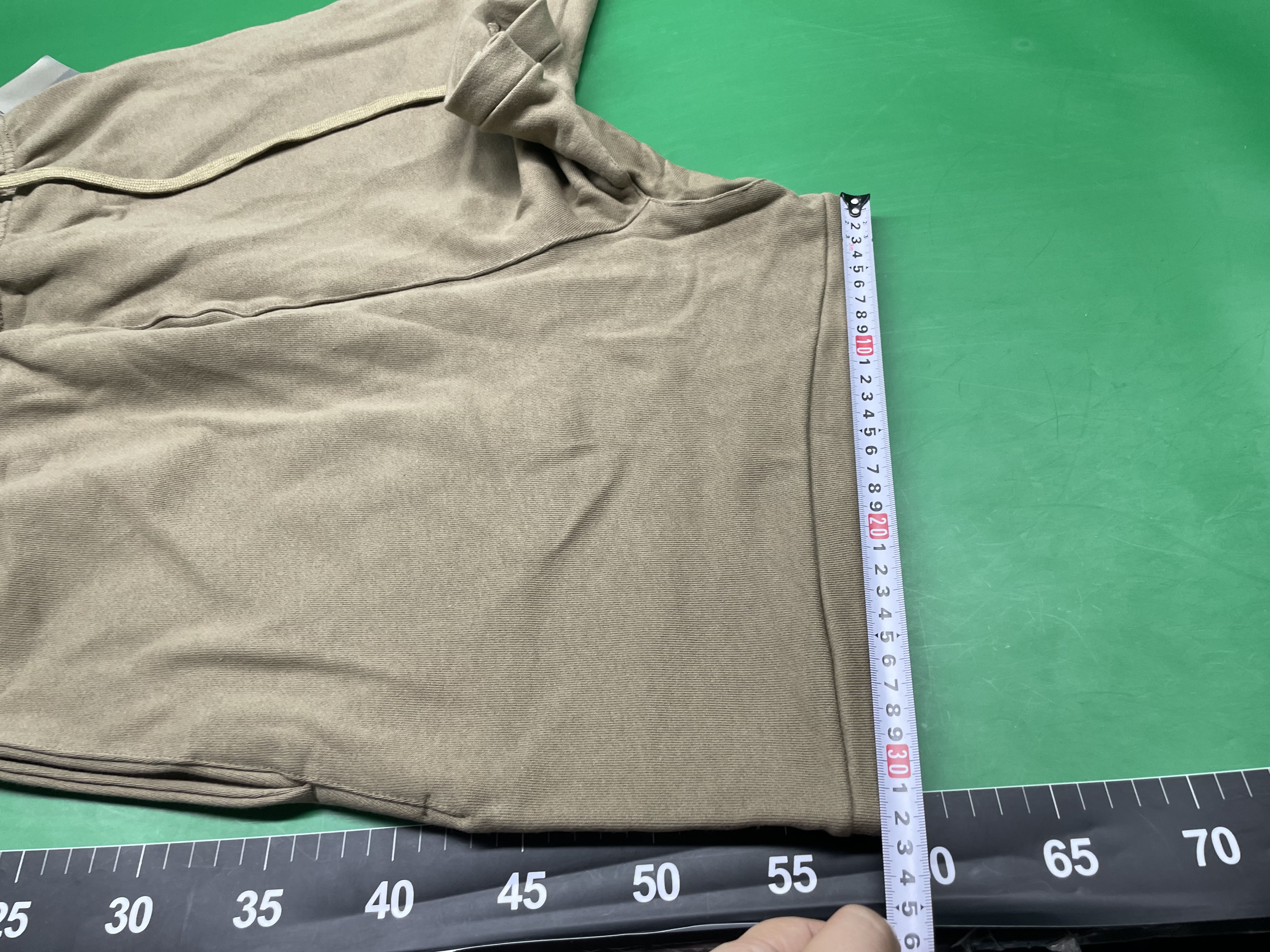 ESSENTIALS HHH复线字母植绒印花短裤男高街抽绳宽松休闲五分裤潮 — foto QC 1