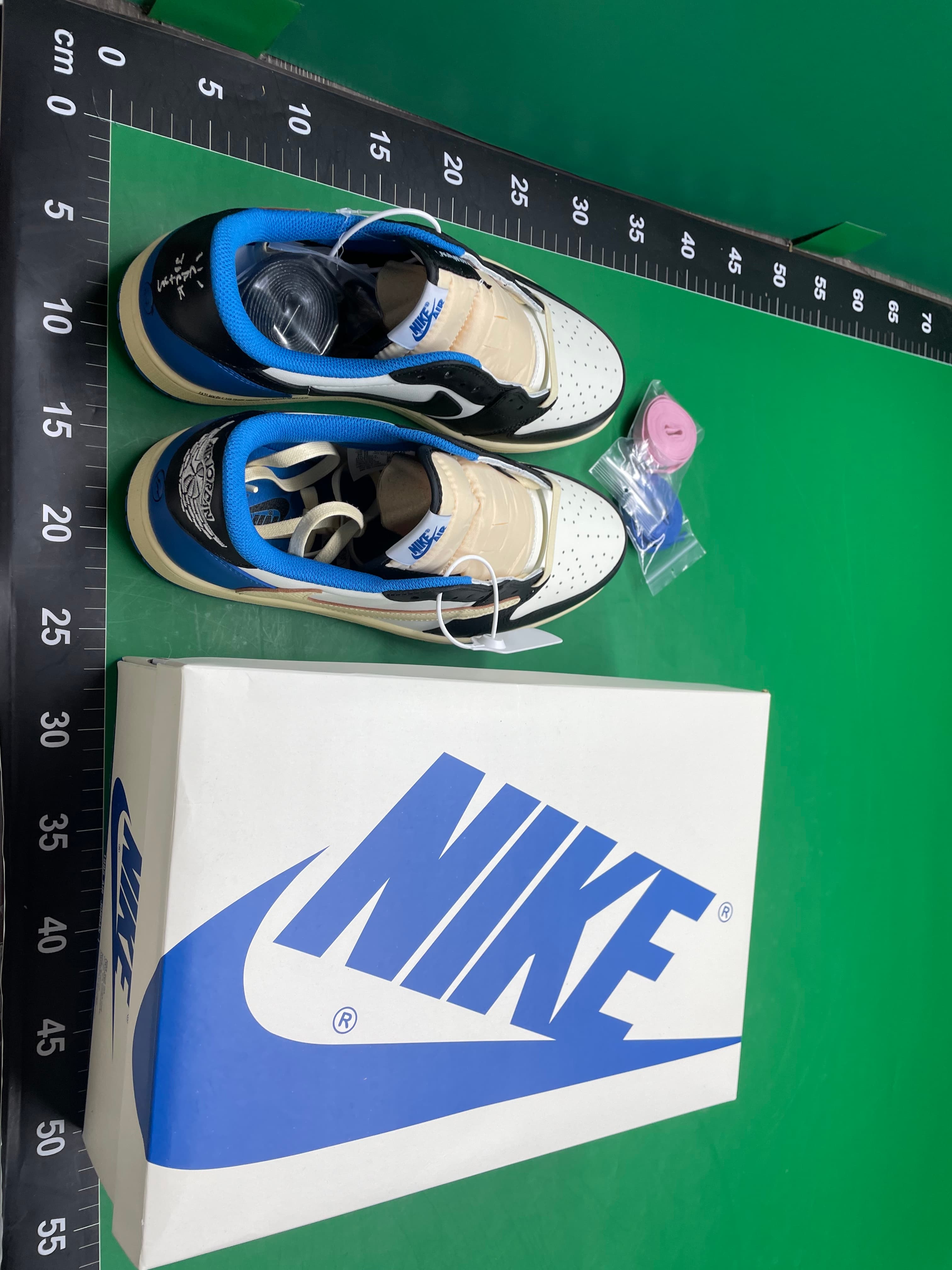 跨境高品质 AJ1倒钩 travis联名款 TS闪电白蓝 复古低帮篮球鞋 — miniatura QC 6