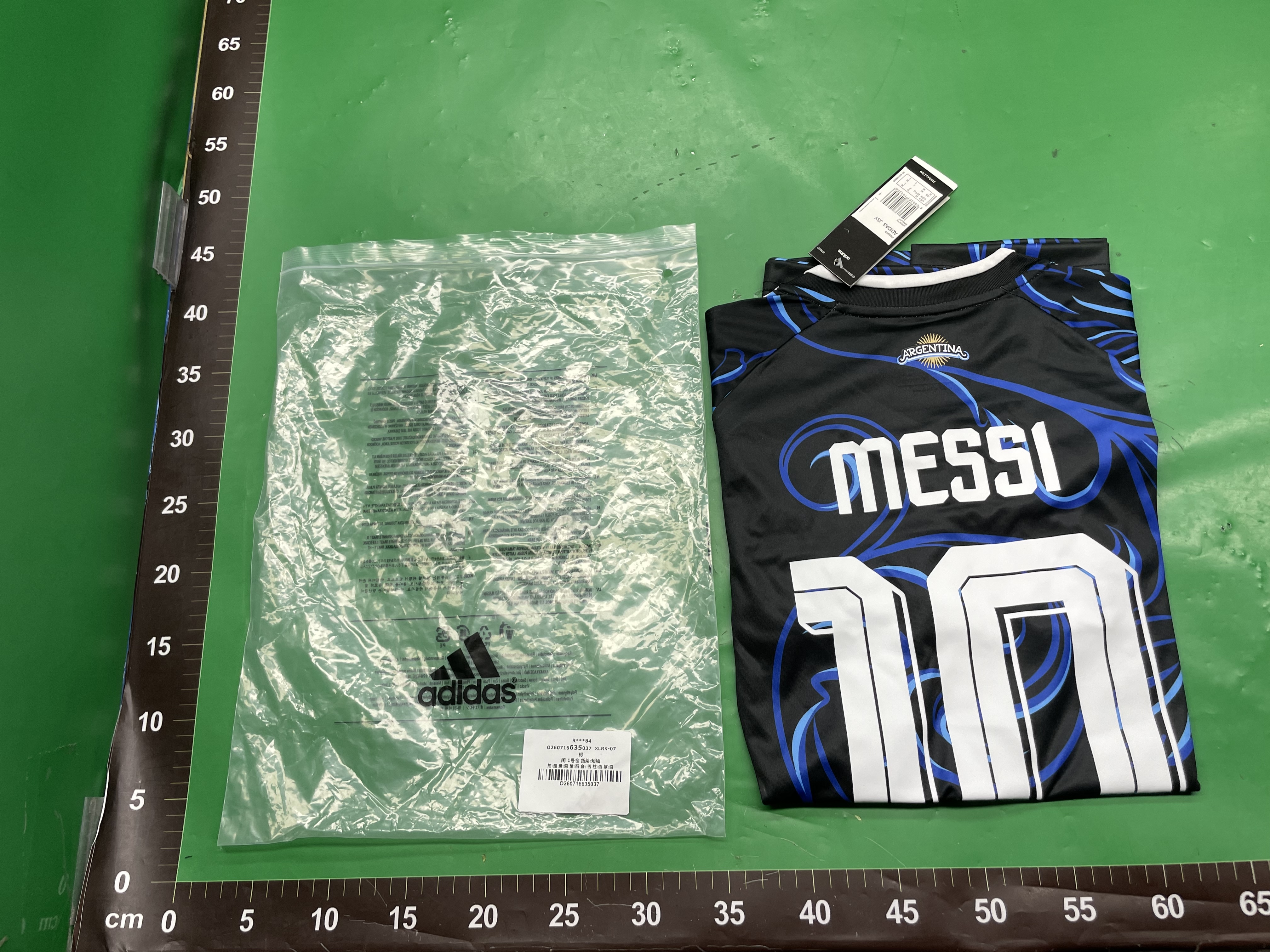 2026年美加墨世界杯阿根廷队球员版足球服梅西劳塔罗恩佐球衣批发 — miniatura QC 3