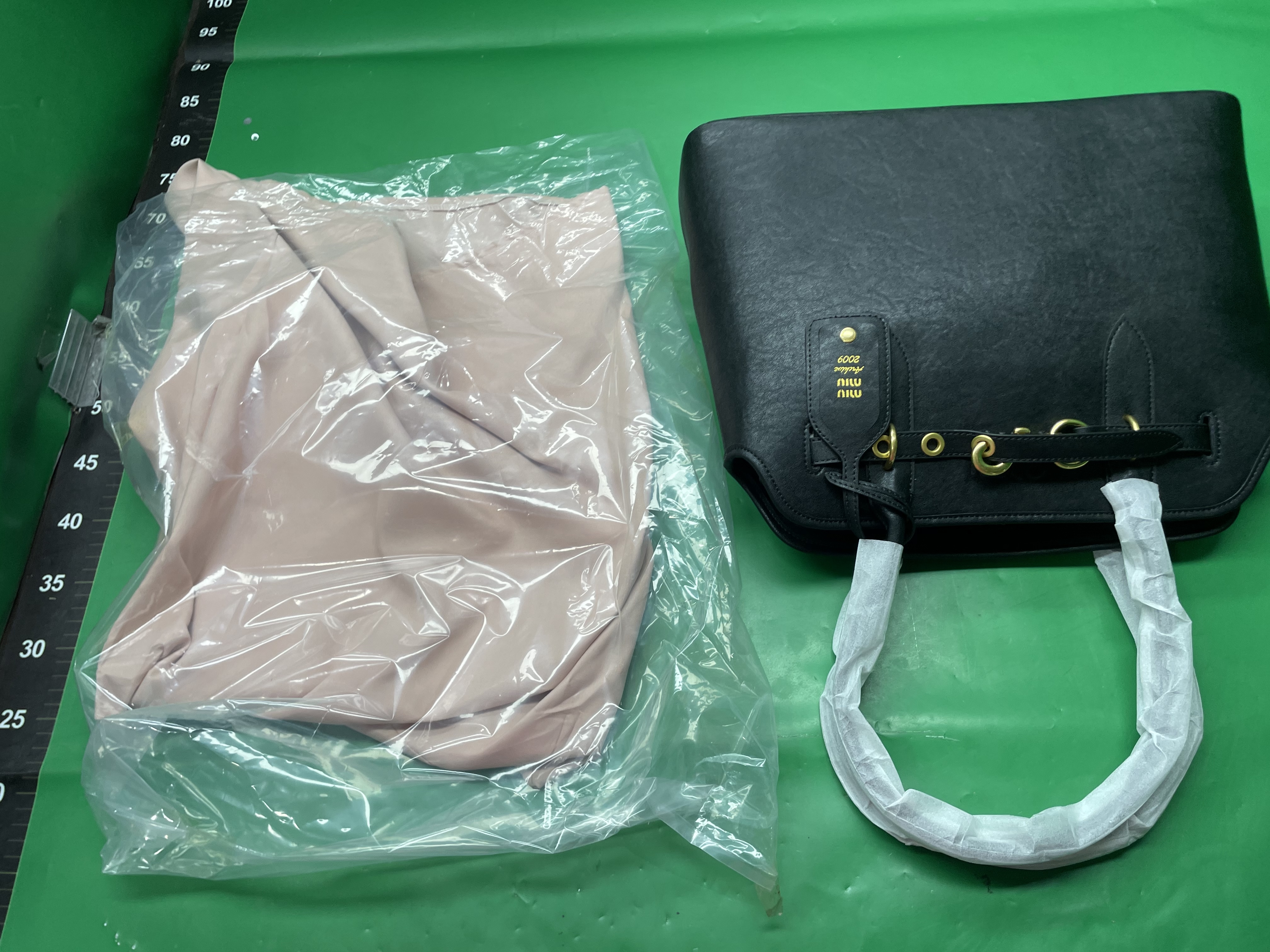 2025休闲新款牛皮邮差包真皮softy padded保龄球复古相机斜挎女包 — miniatura QC 2