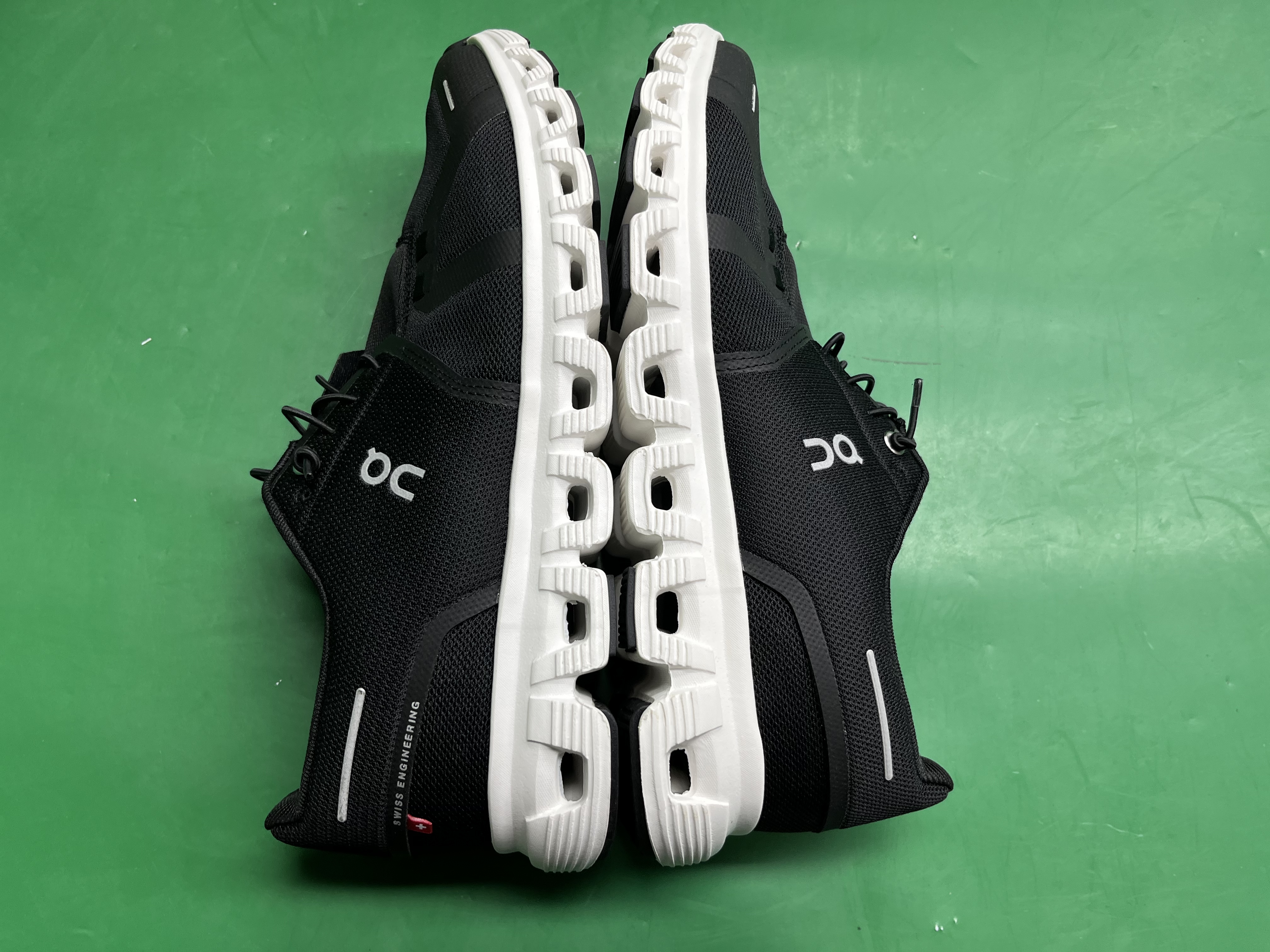 莆田鞋跨境昂 on 跑Cloud 6 春夏新品轻量减震男女休闲运动跑步鞋 — miniatura QC 3