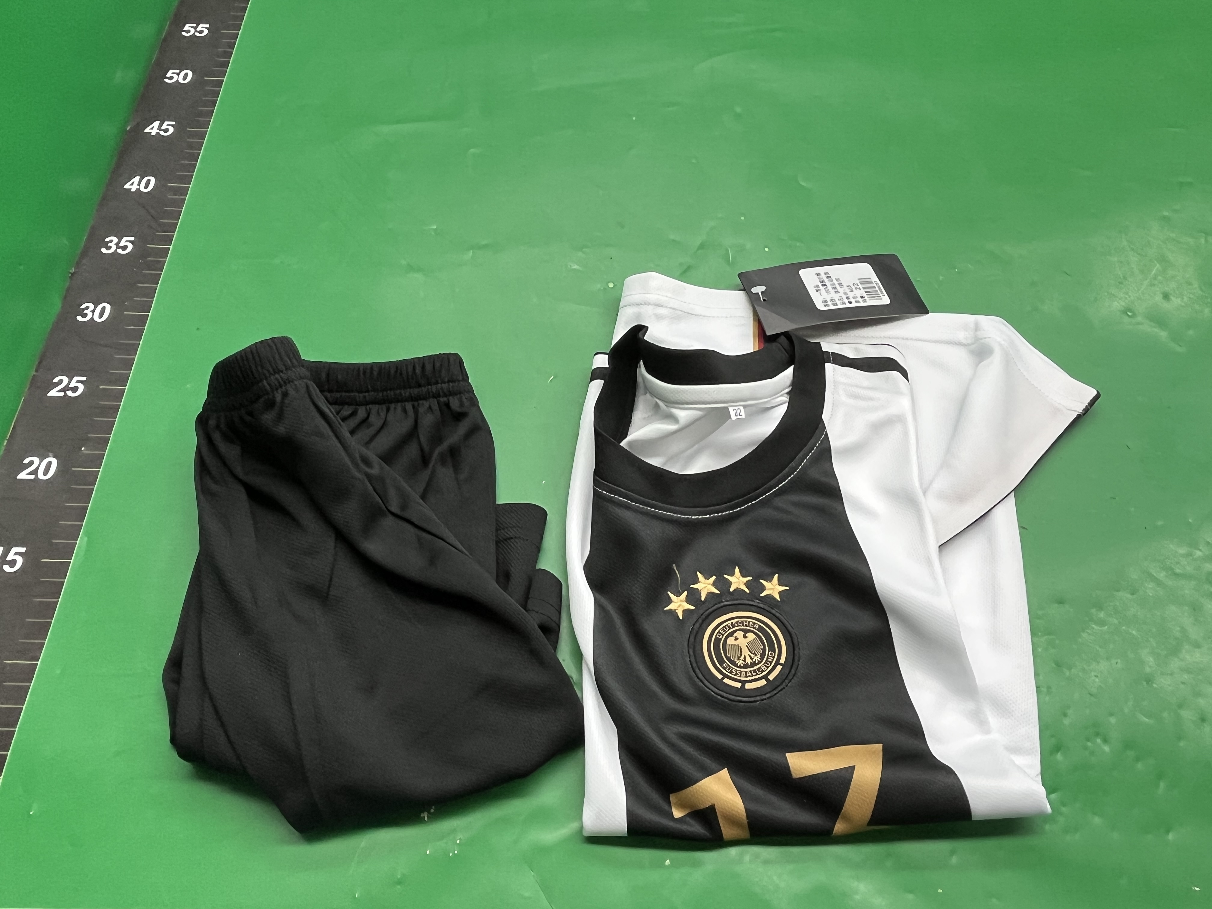 新款世界杯球衣批发儿童足球服成人三星阿根廷巴西葡萄牙球衣团购 — miniatura QC 2
