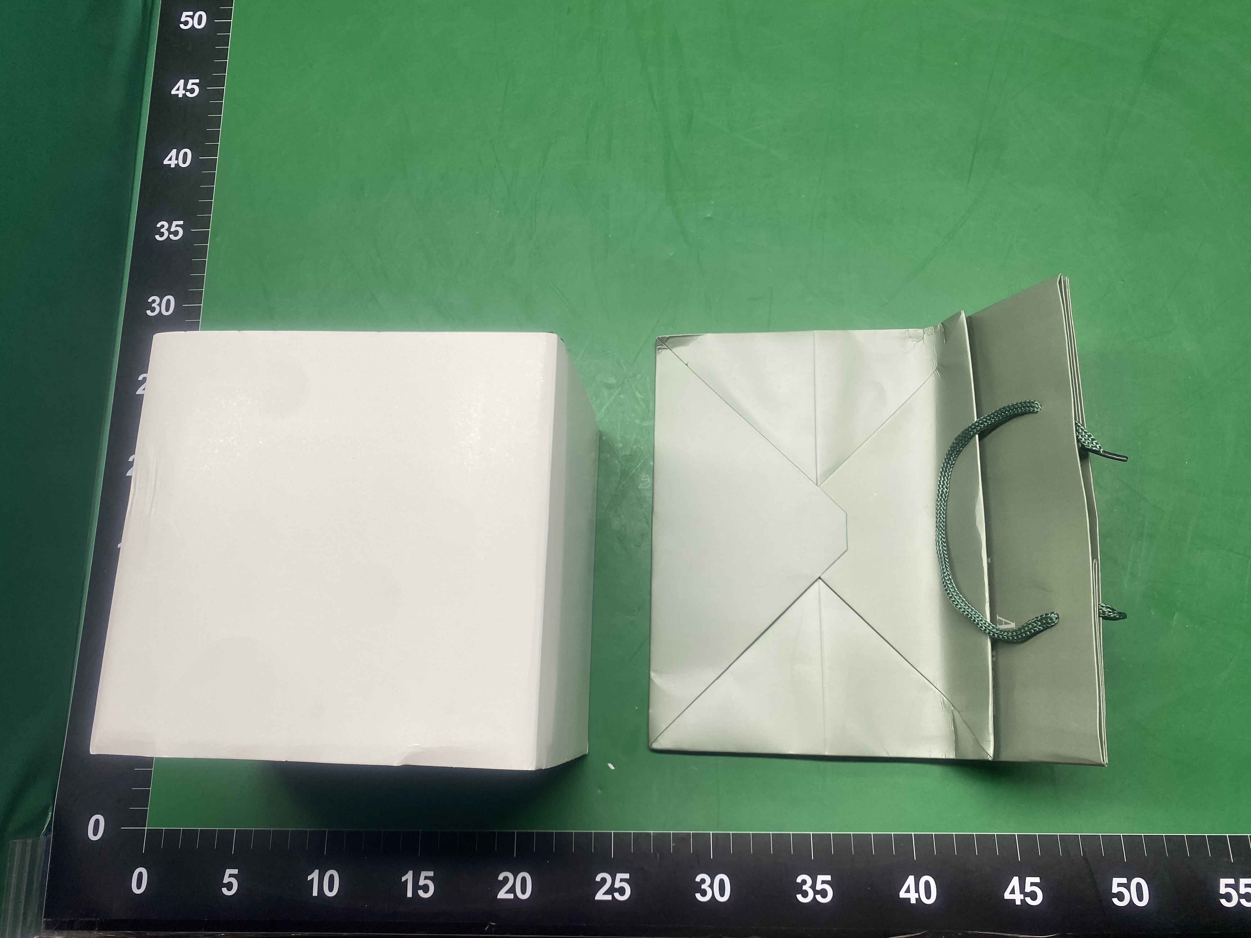 高档实木手表包装盒亮面翻盖表盒适配AP皇家橡树机械石英系列手表 — foto QC 1