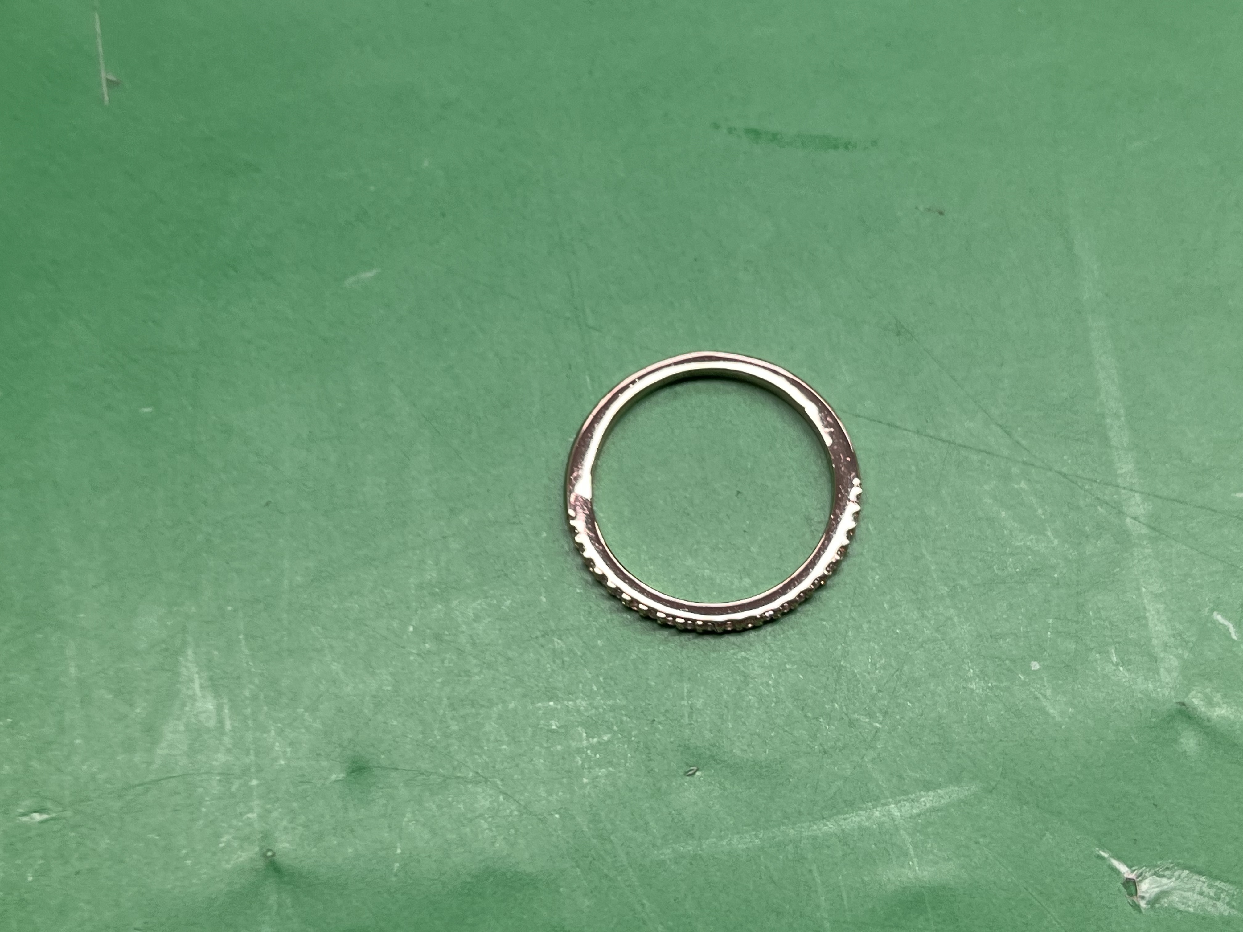 潘家新品上市白铜镀银黄金玫瑰花满钻蝴蝶结粉色戒指 — miniatura QC 6