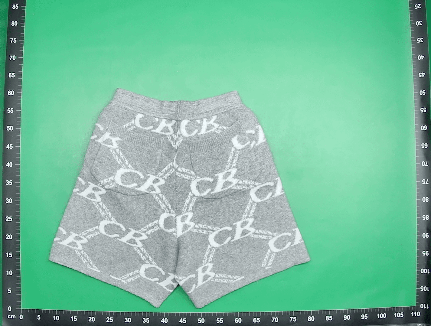 Gray C Knitted Plush Shorts — foto QC 1