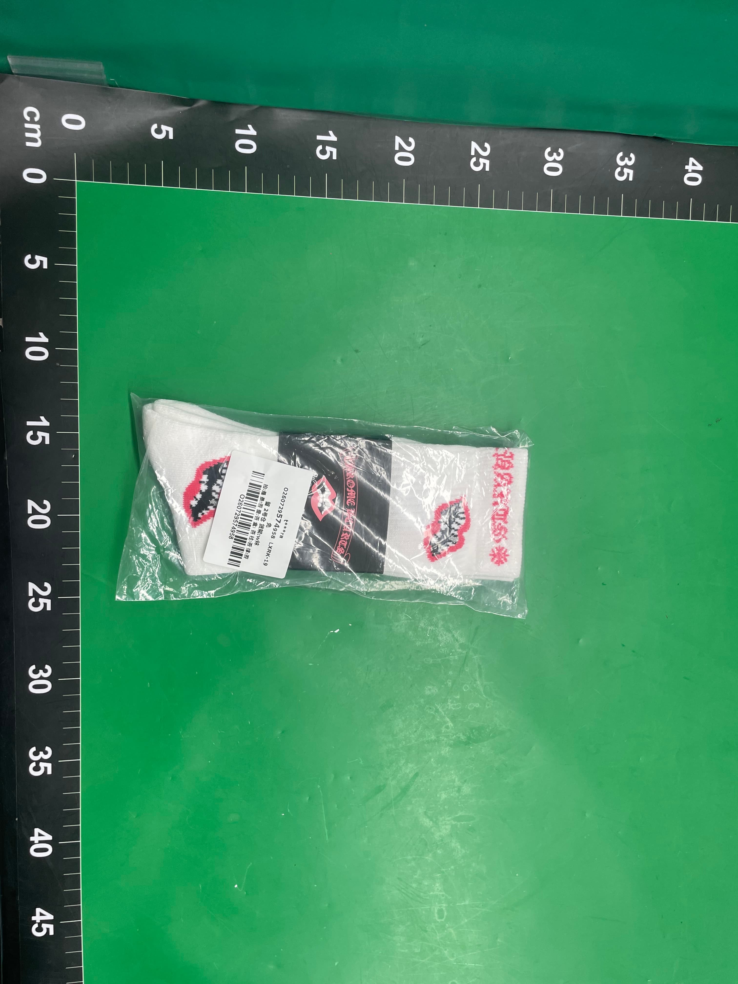 新品克罗爱心袜子CH涂鸦红唇毛巾底条纹字母刺绣标毛巾底瑞典潮袜 — miniatura QC 6